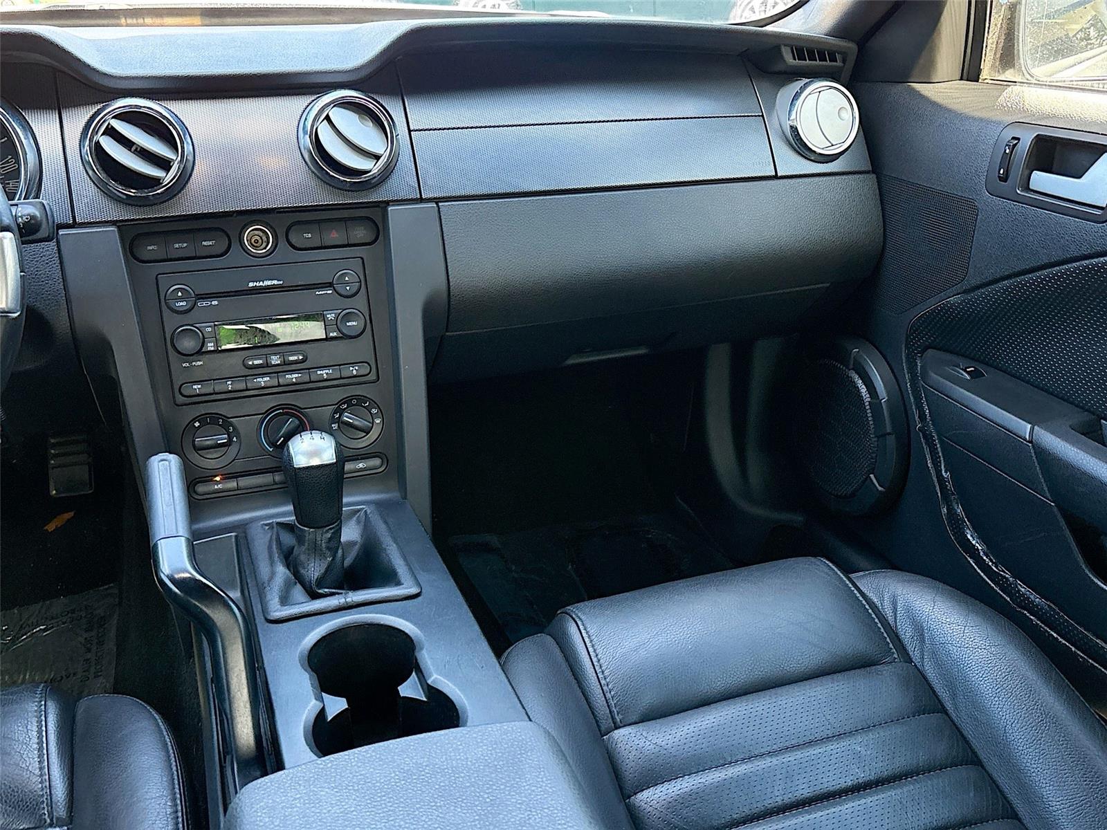 2007 Ford Mustang GT Deluxe