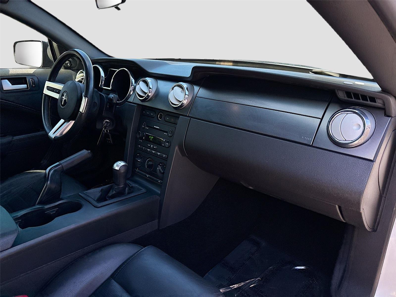 2007 Ford Mustang GT Deluxe