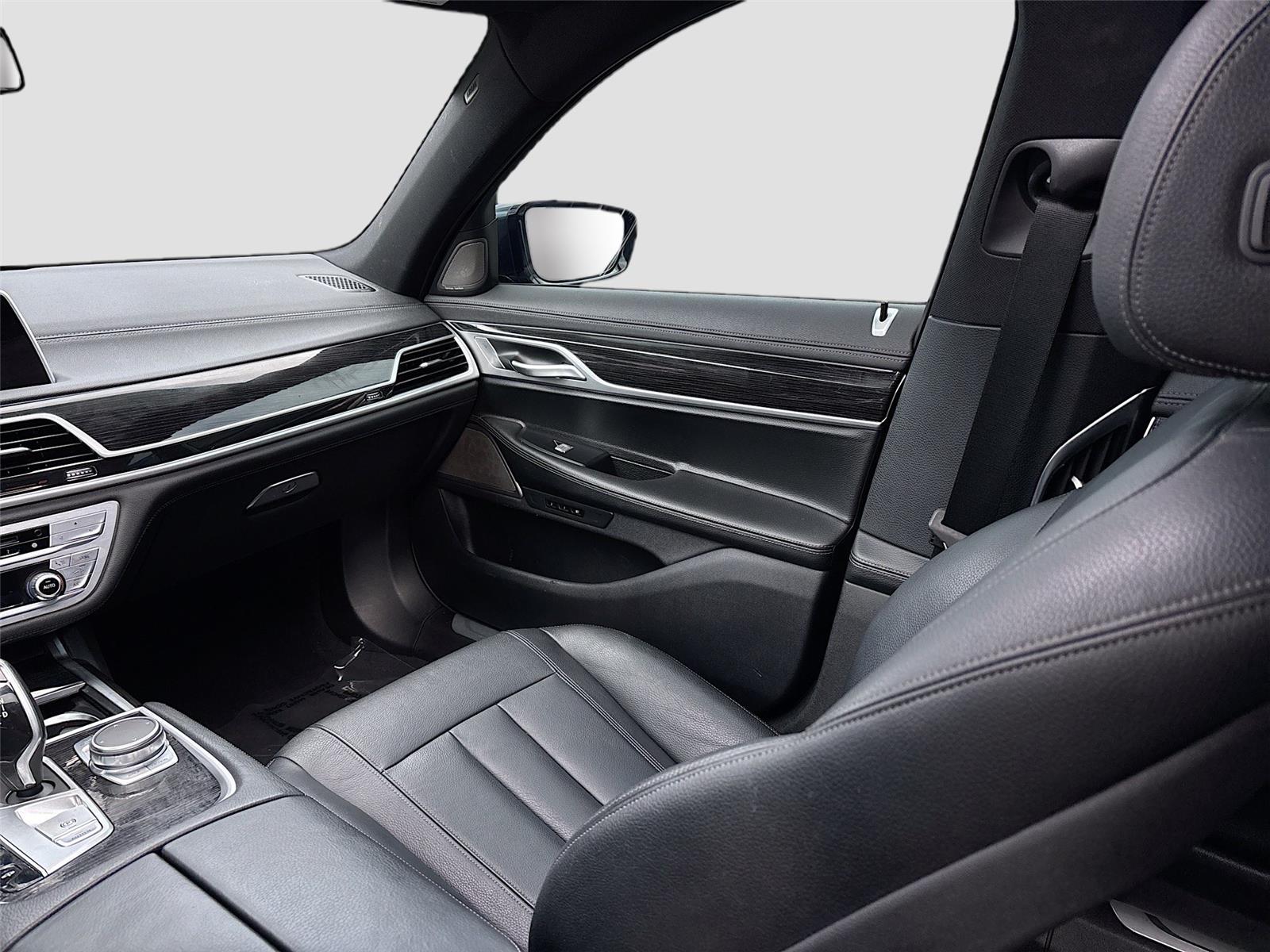 2019 BMW 7 Series 740e xDrive iPerformance