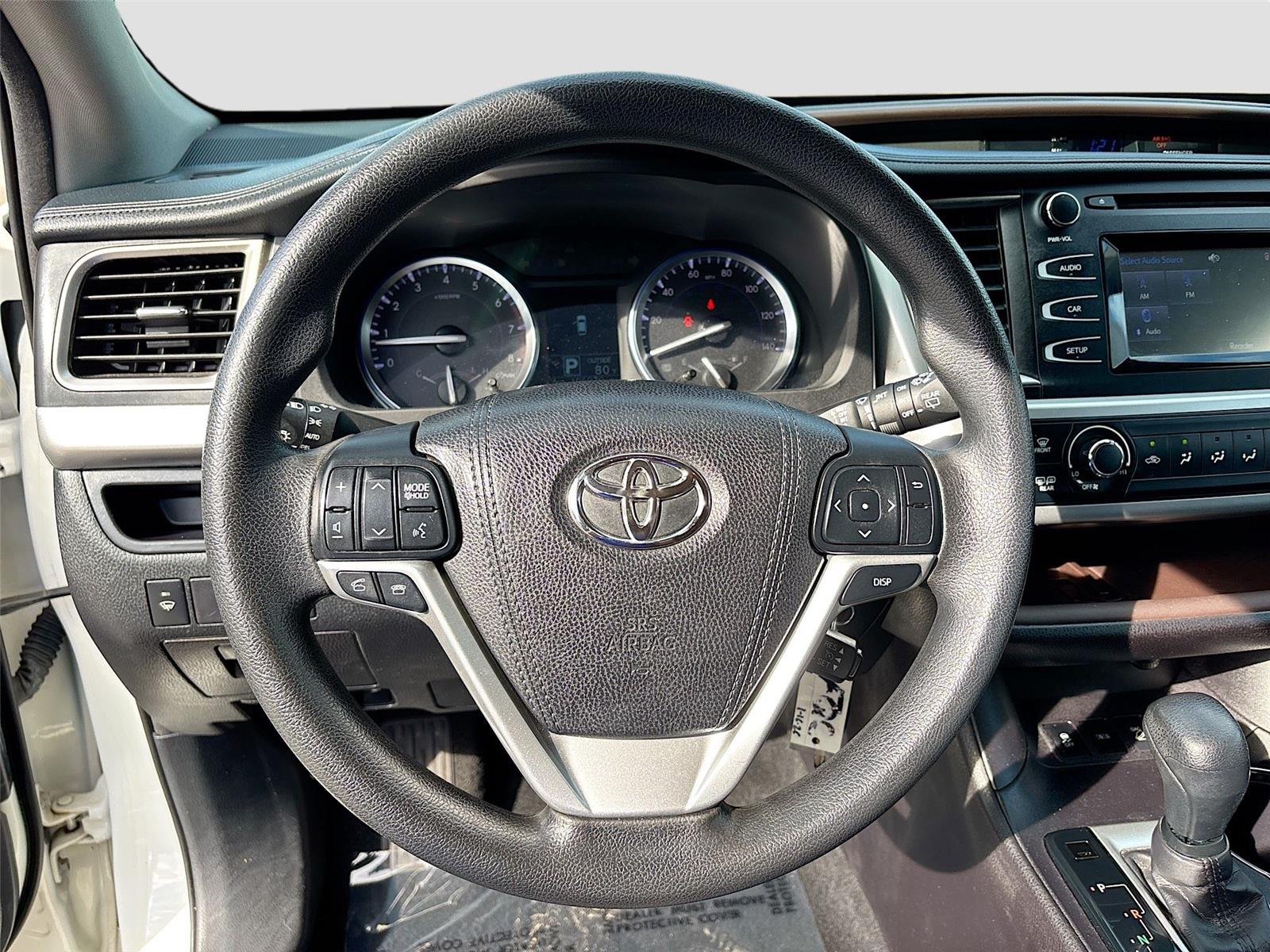 2016 Toyota Highlander LE