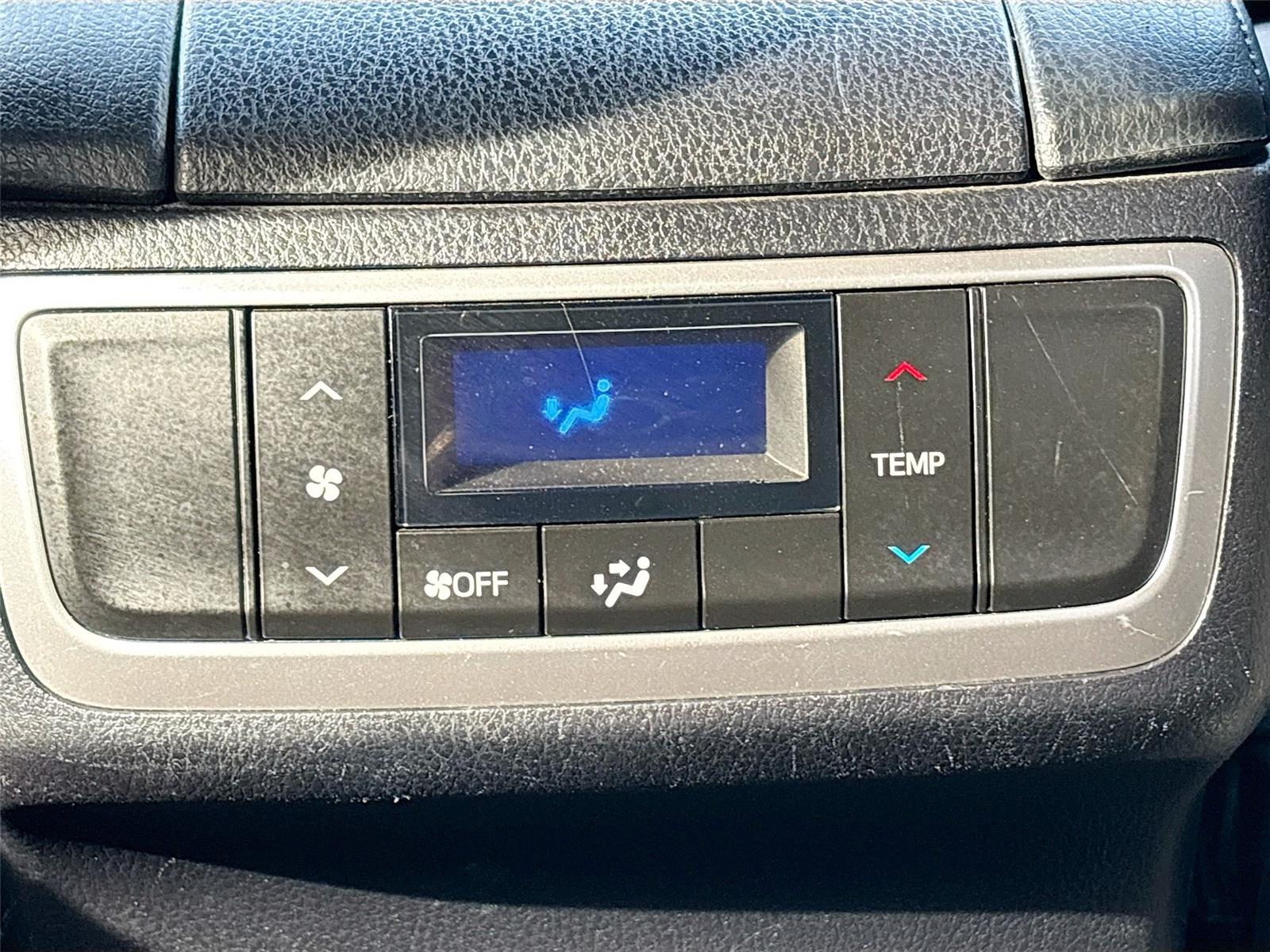 2016 Toyota Highlander LE