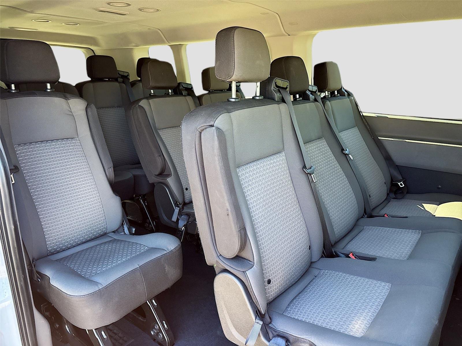 2023 Ford Transit Passenger Wagon XLT