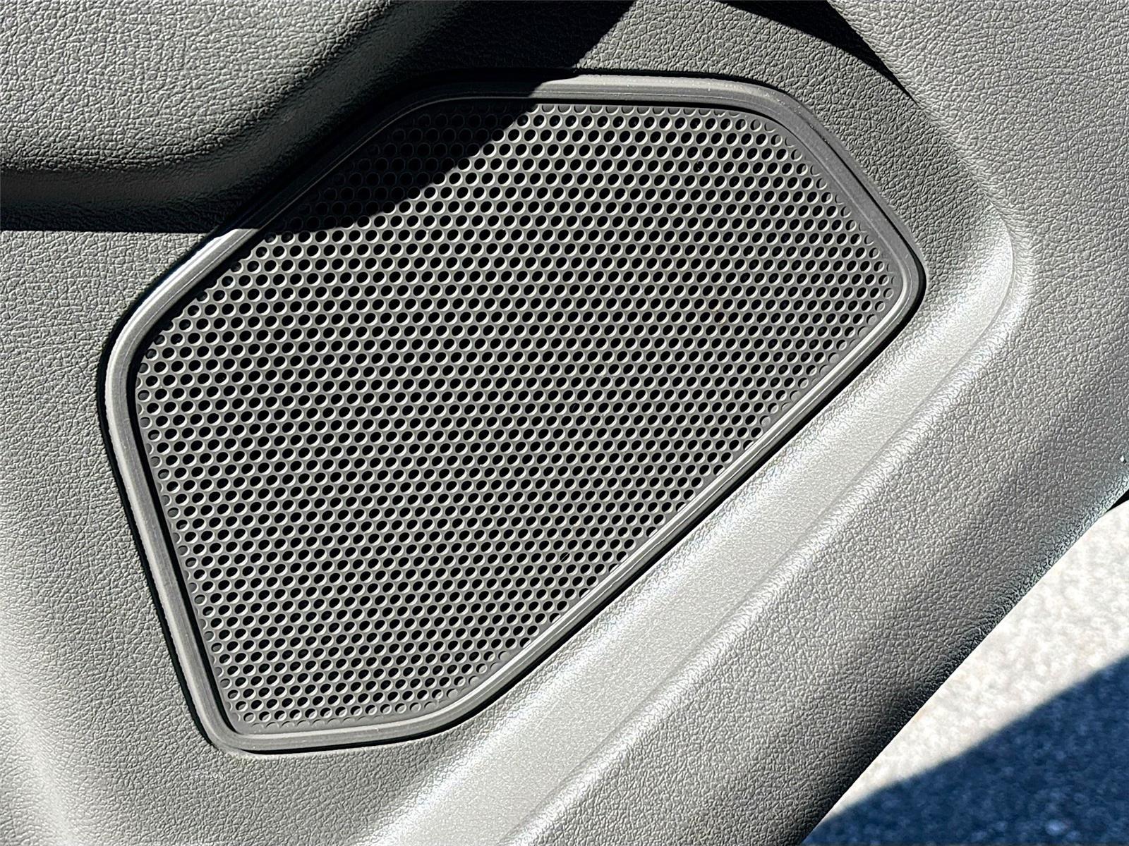 2023 Ford Transit Passenger Wagon XLT