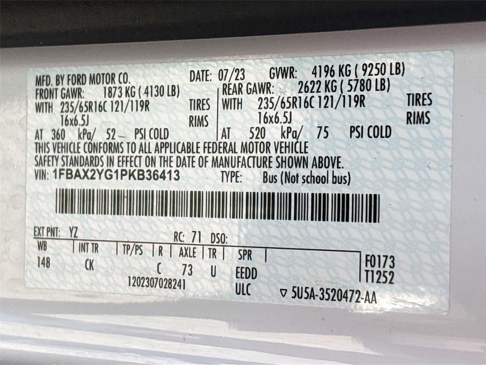 2023 Ford Transit Passenger Wagon XLT