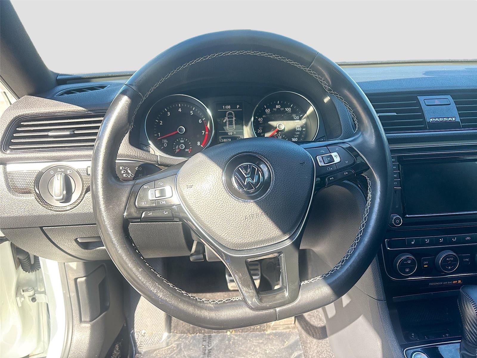 2018 Volkswagen Passat V6 GT