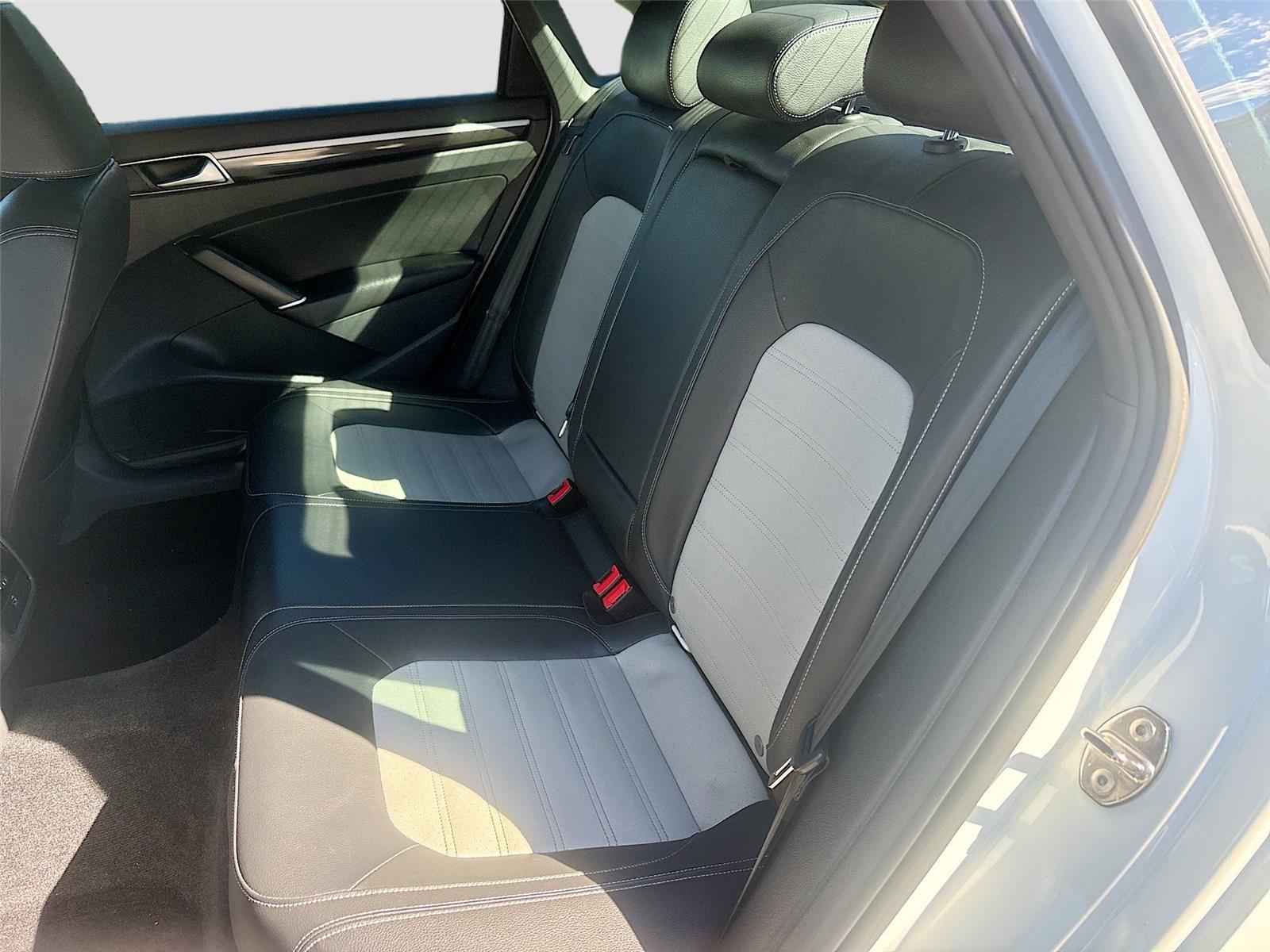 2018 Volkswagen Passat V6 GT