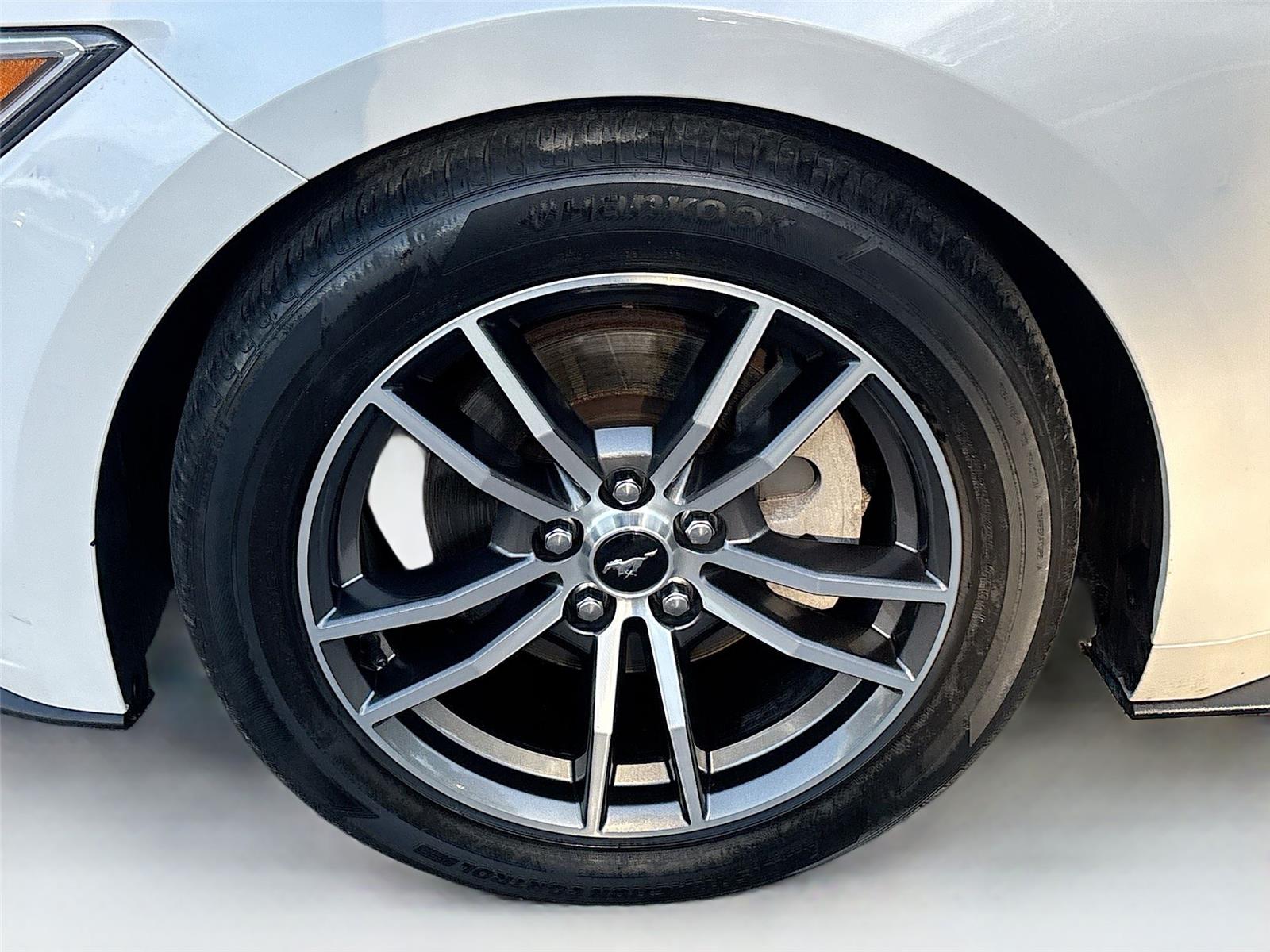 2017 Ford Mustang EcoBoost Premium