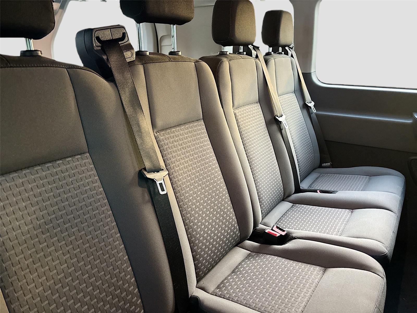 2023 Ford Transit Passenger Wagon XLT