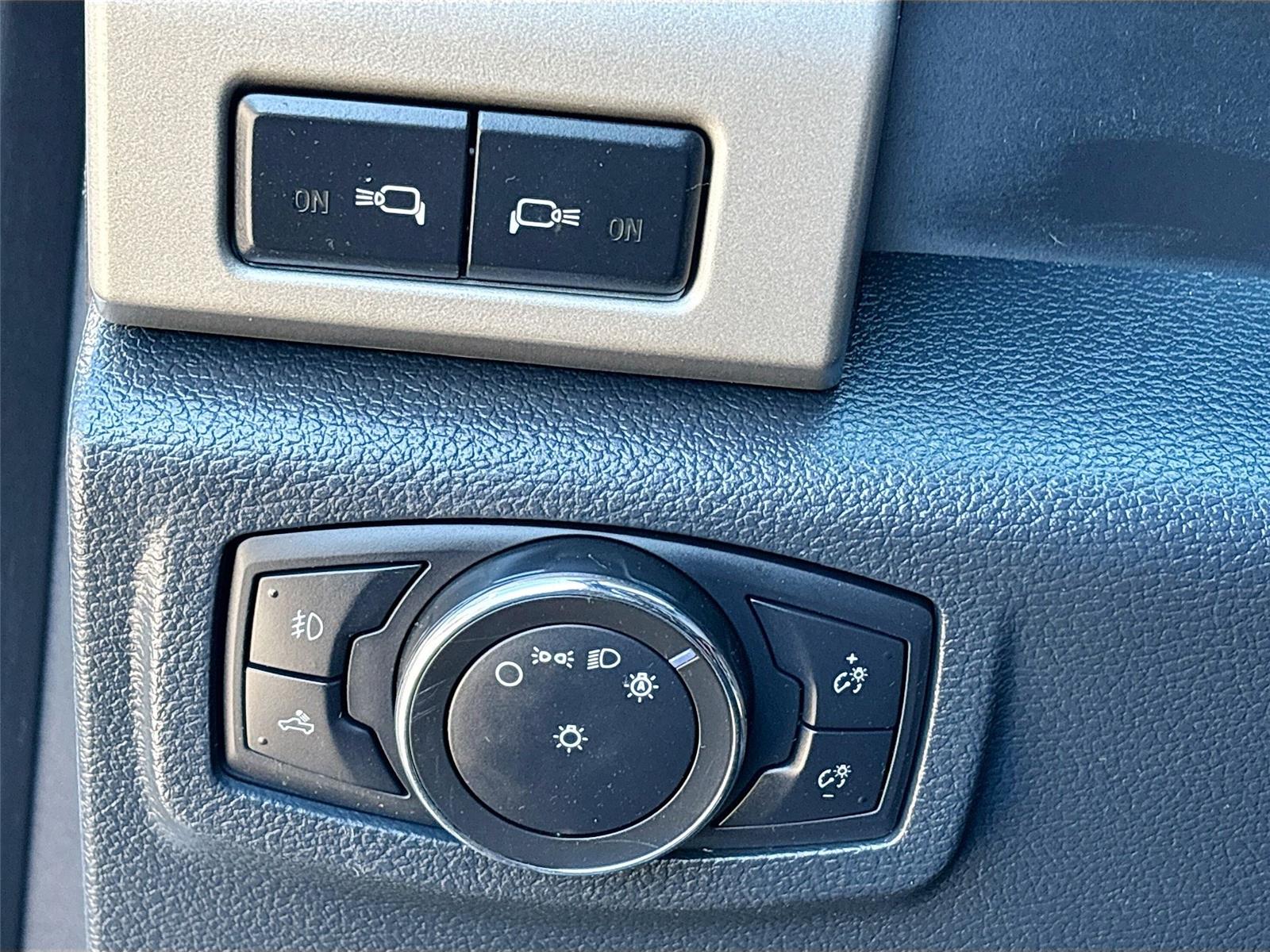 2022 Ford Super Duty F-250 SRW LARIAT