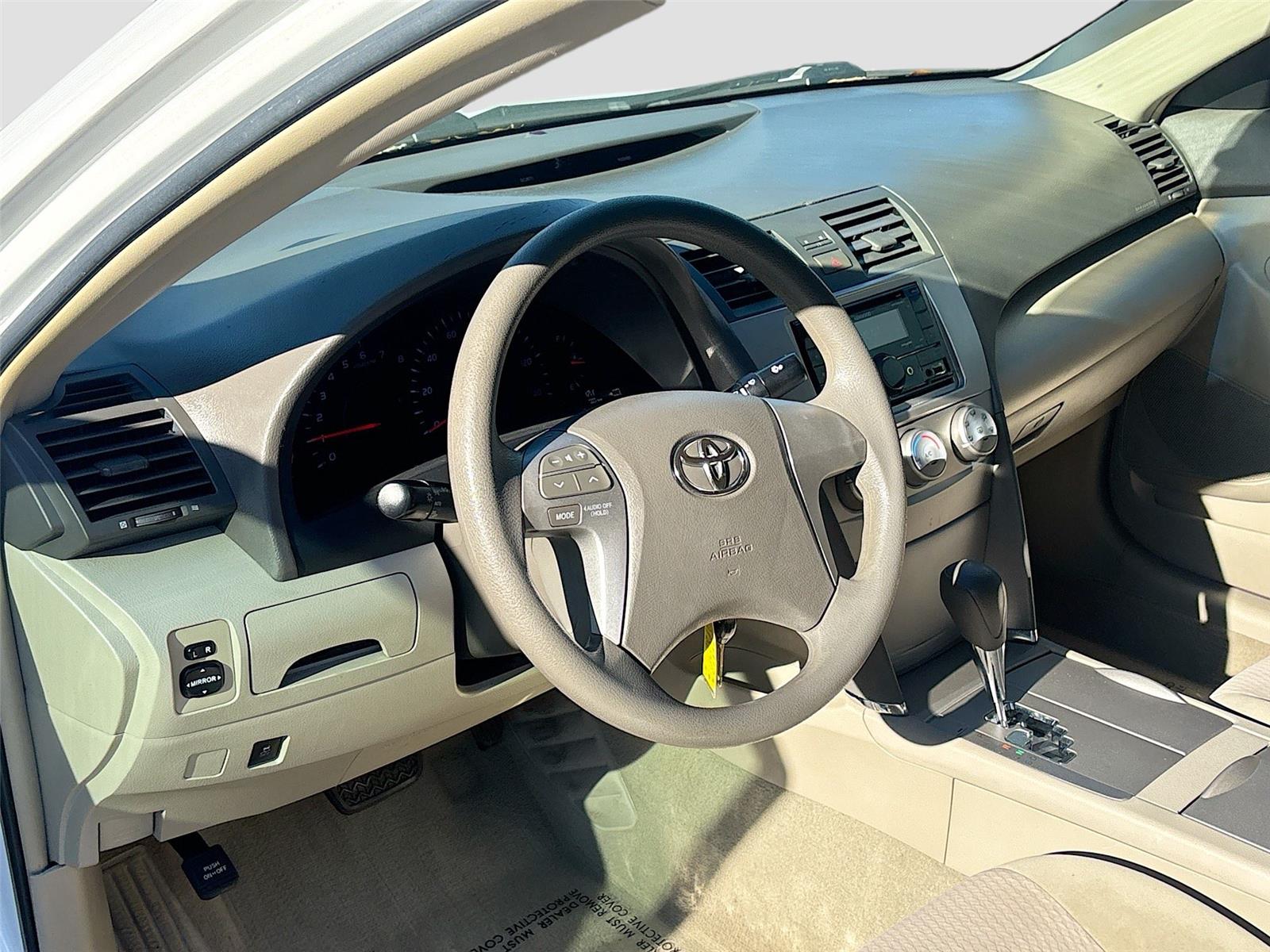 2010 Toyota Camry LE