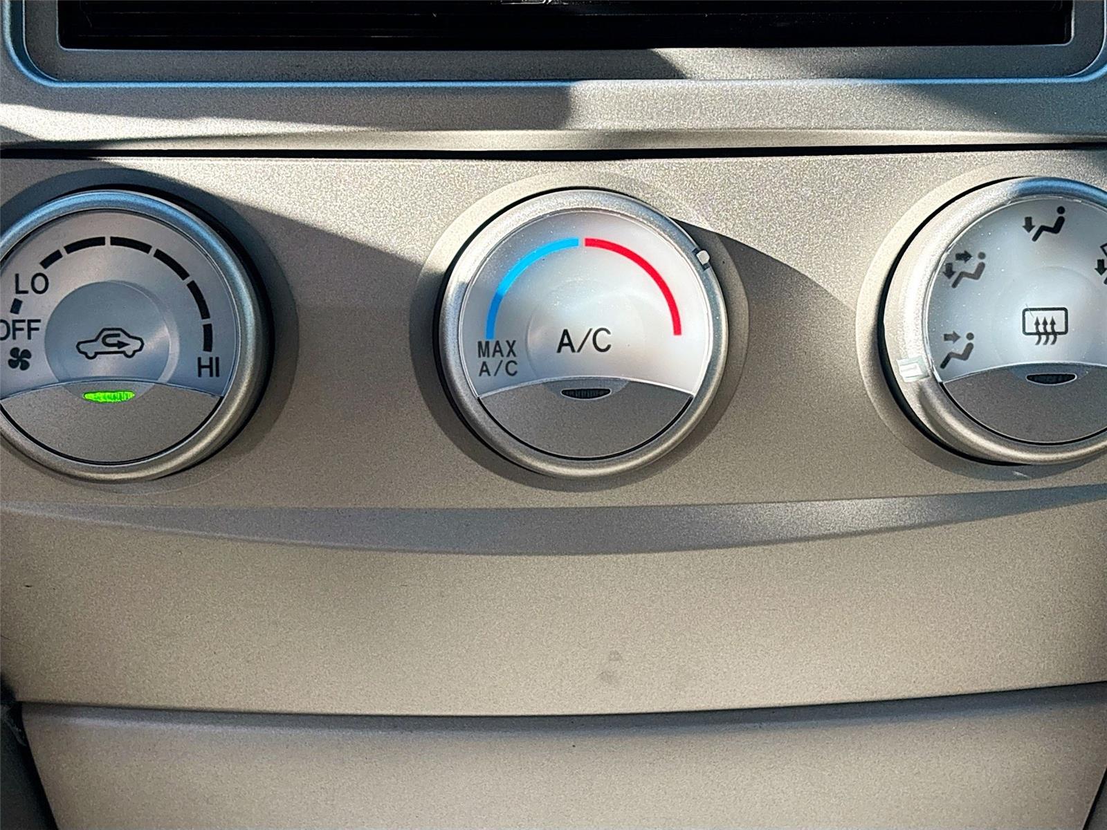 2010 Toyota Camry LE