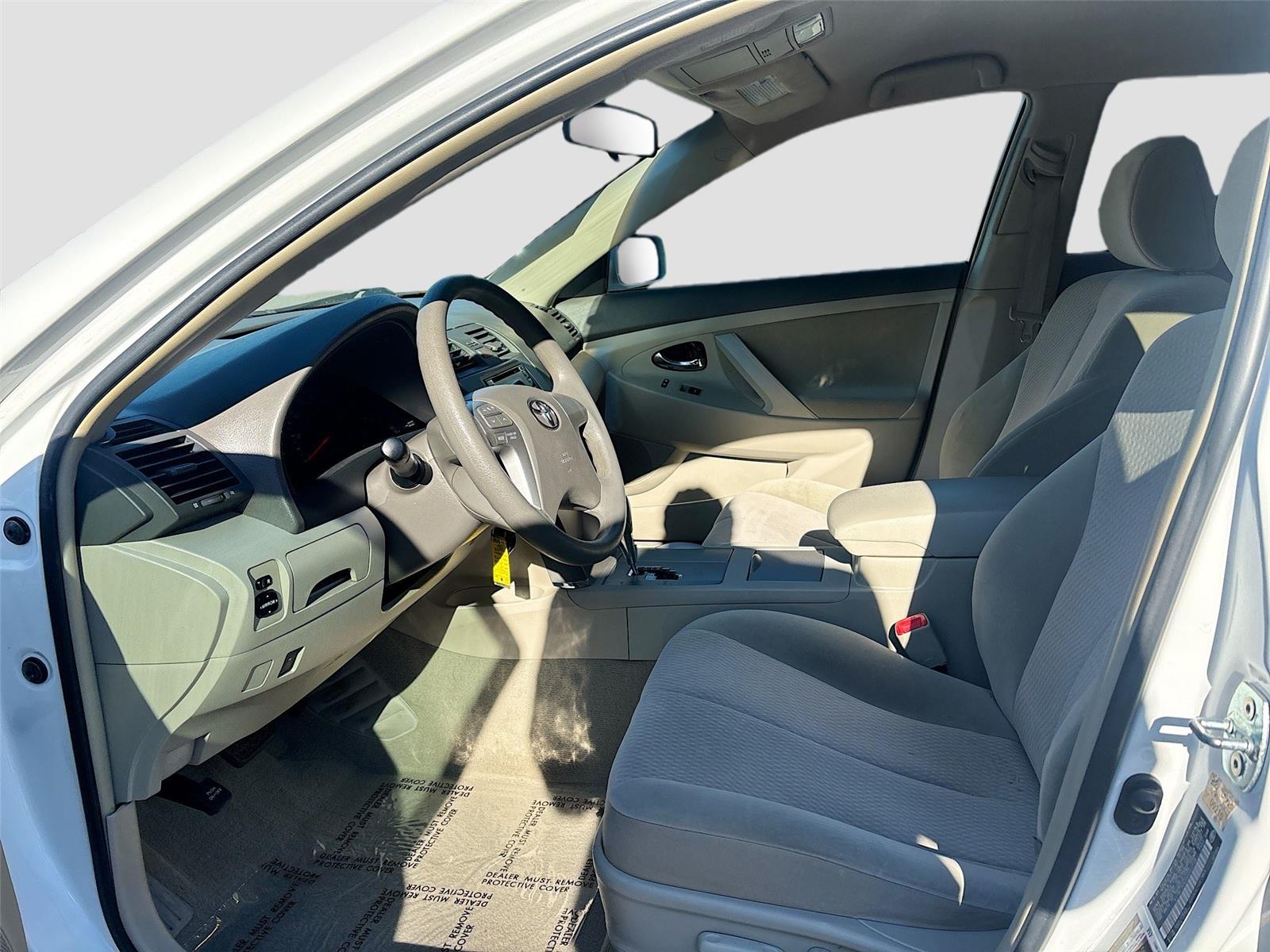 2010 Toyota Camry LE