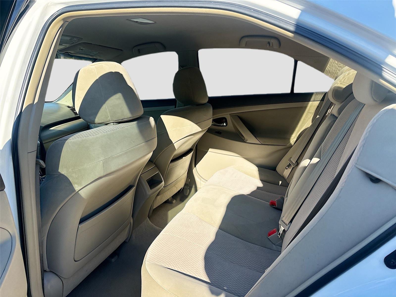 2010 Toyota Camry LE