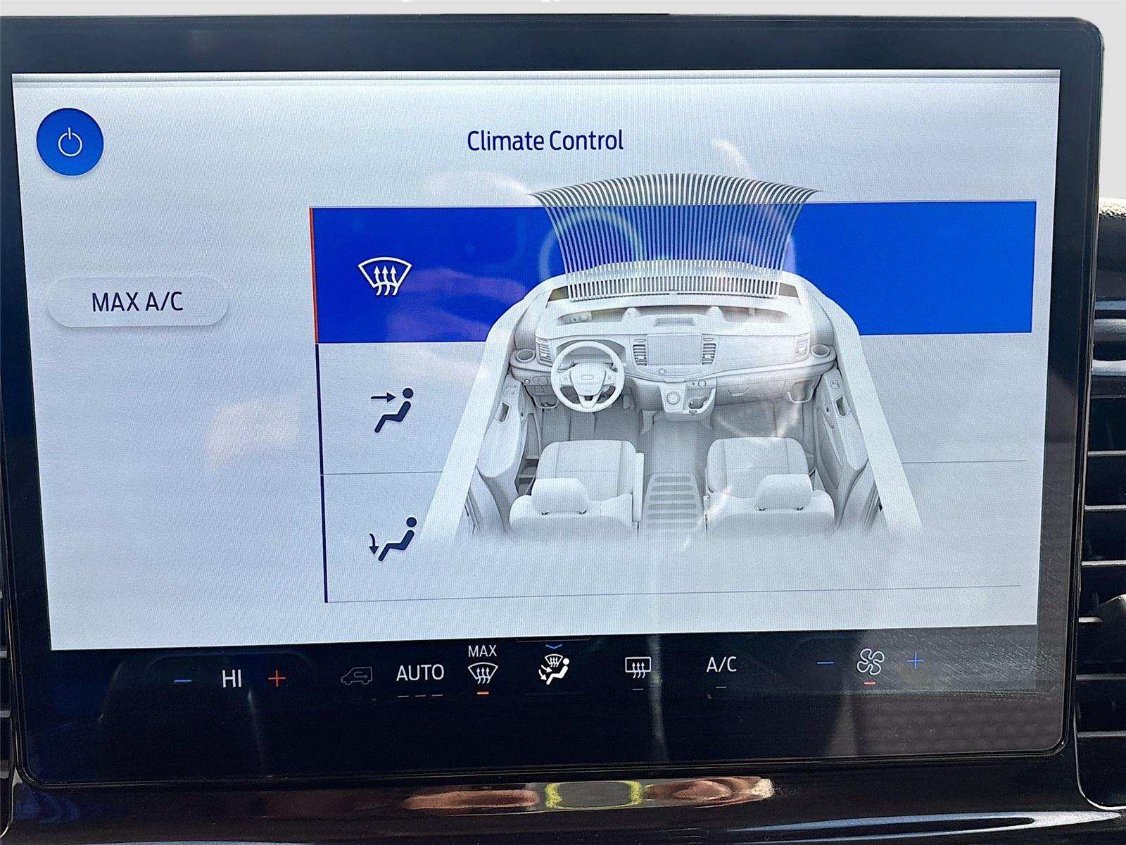 2024 Ford Transit Passenger Wagon XLT