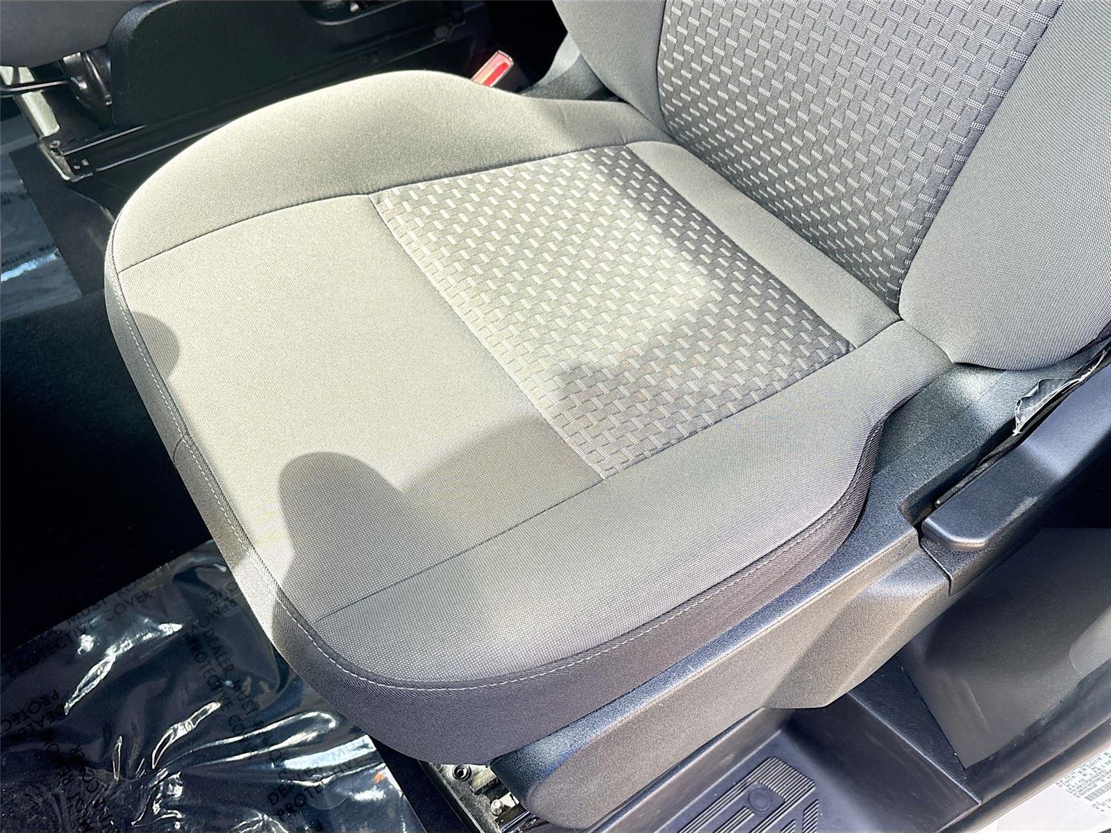 2024 Ford Transit Passenger Wagon XLT