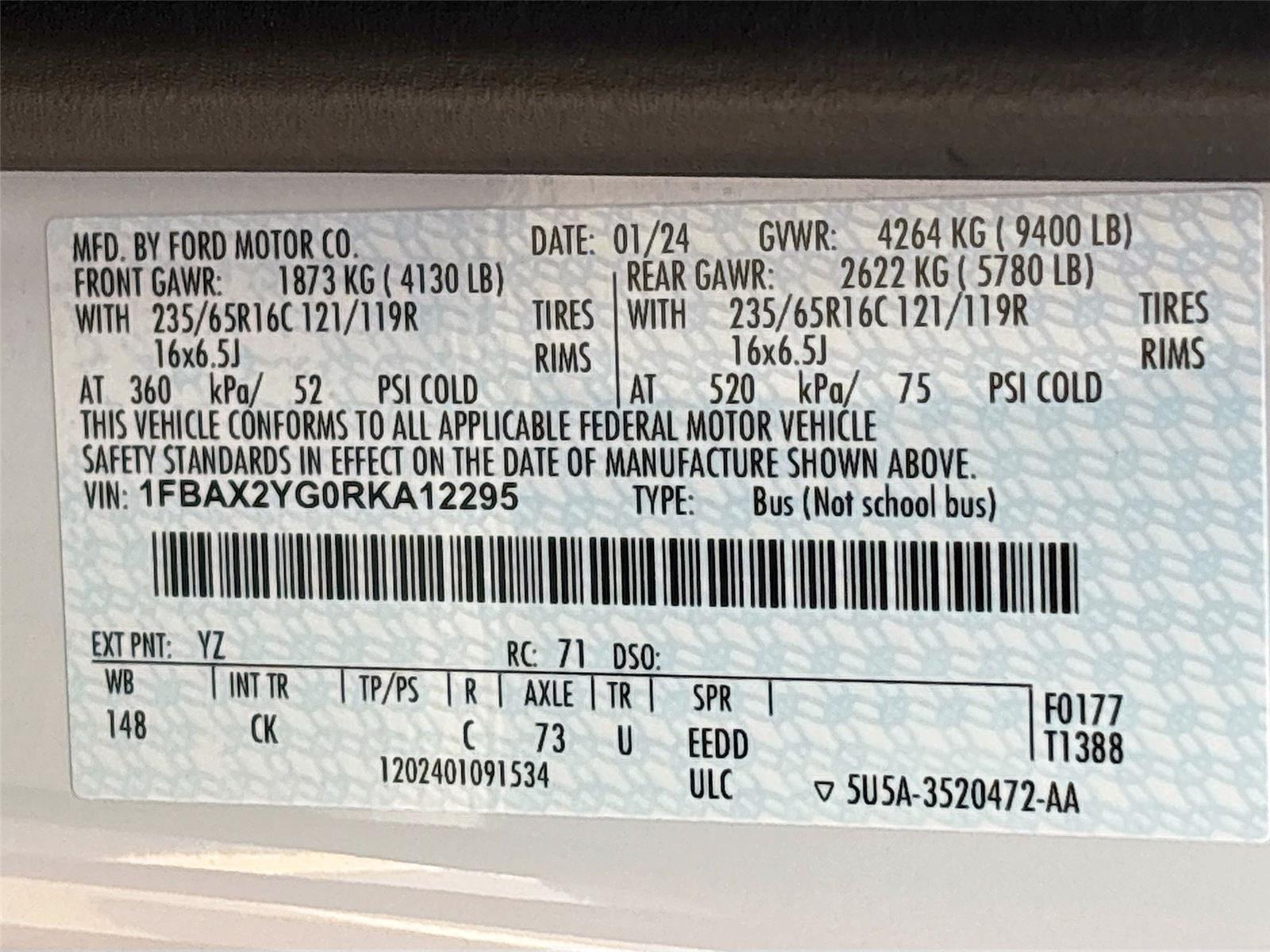 2024 Ford Transit Passenger Wagon XLT