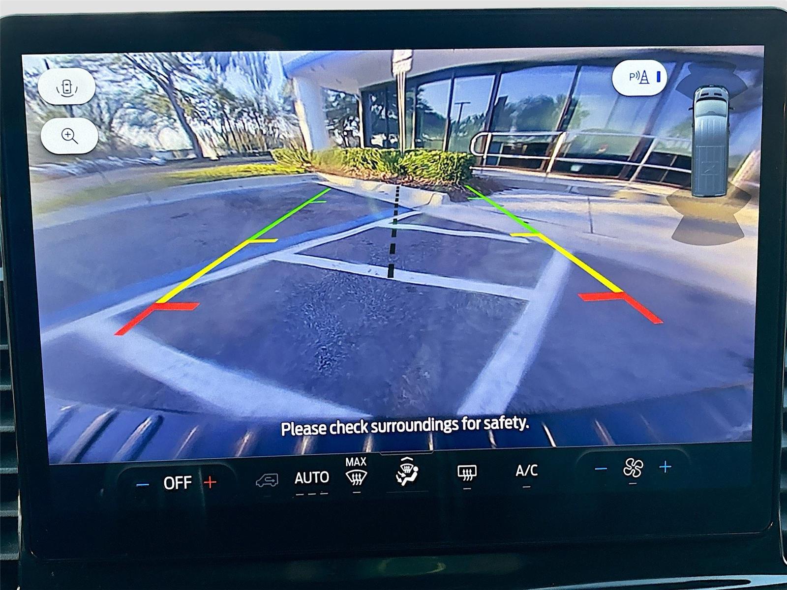 2023 Ford Transit Passenger Wagon XLT