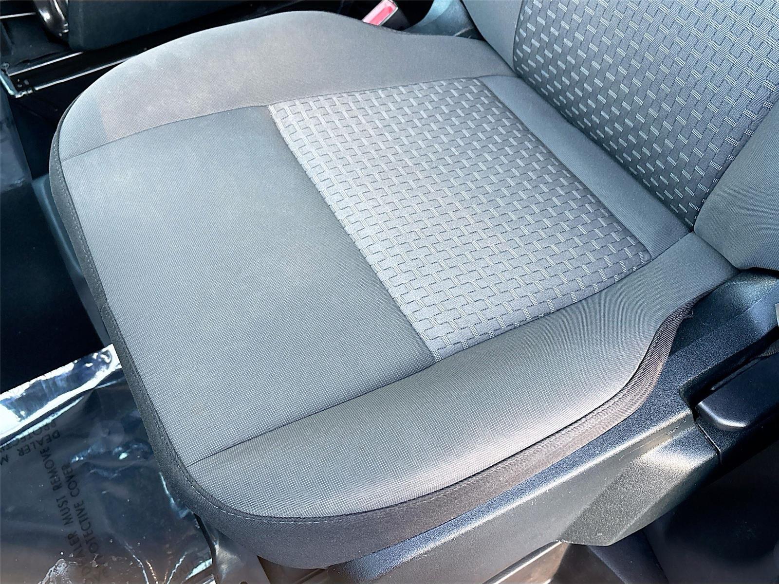 2023 Ford Transit Passenger Wagon XLT