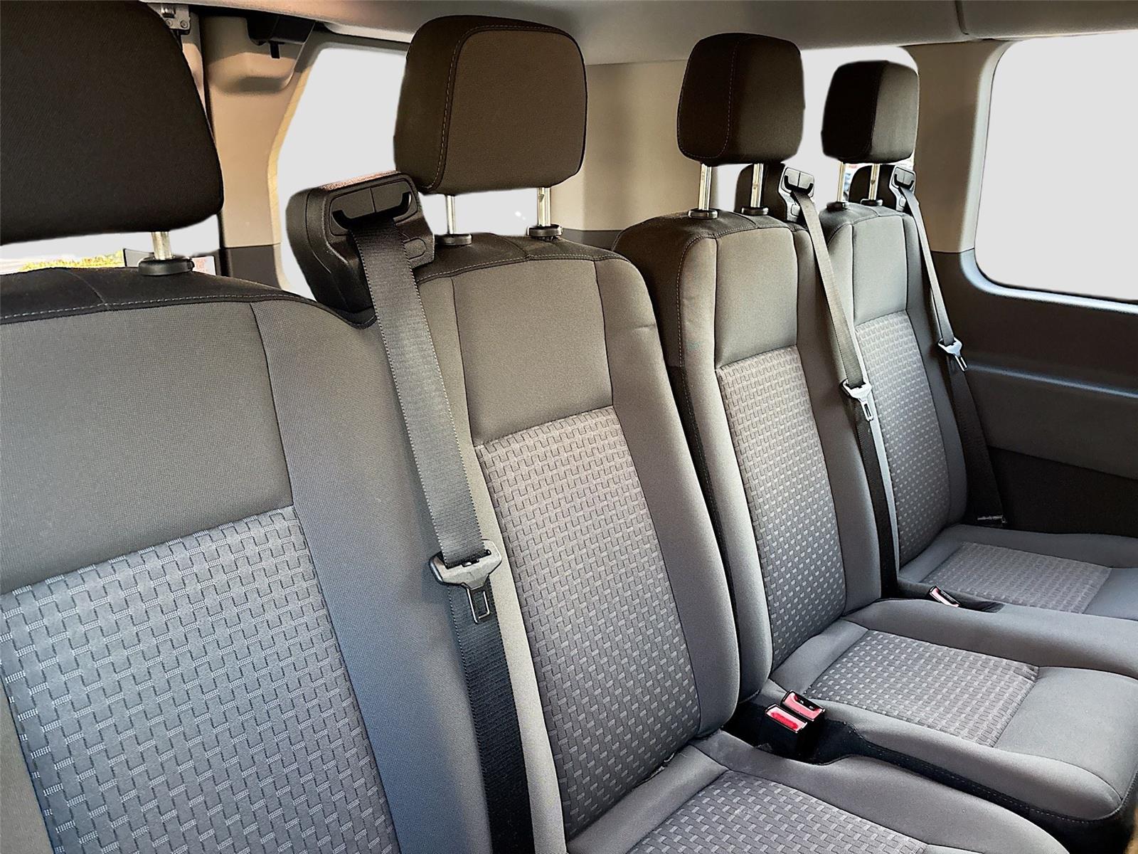 2023 Ford Transit Passenger Wagon XLT