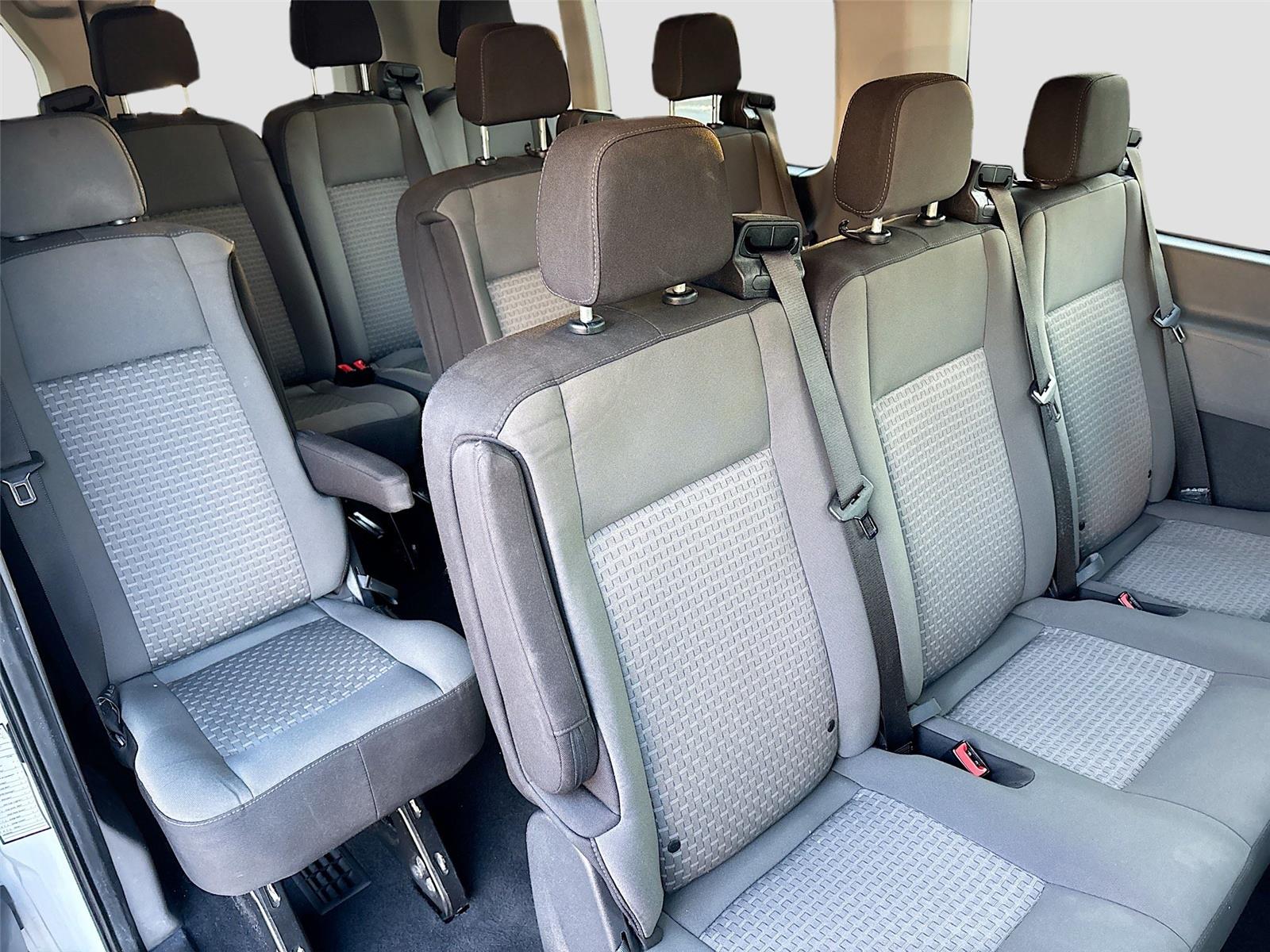 2023 Ford Transit Passenger Wagon XLT