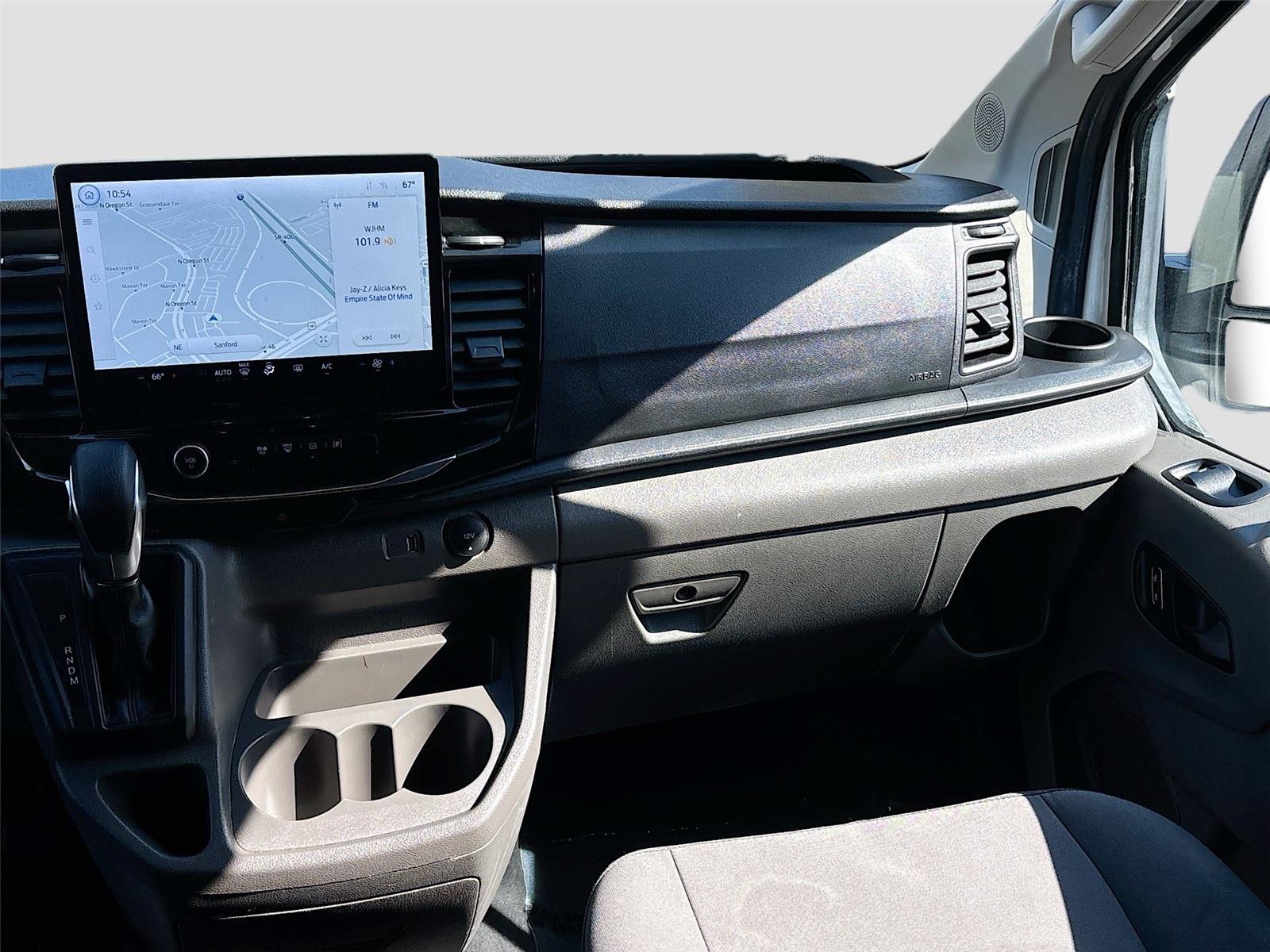 2023 Ford Transit Passenger Wagon XLT