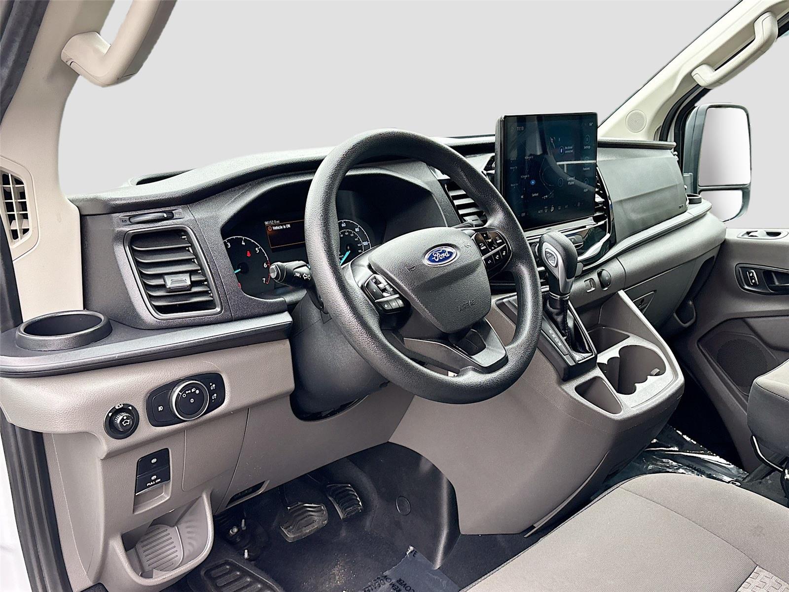 2023 Ford Transit Passenger Wagon XLT