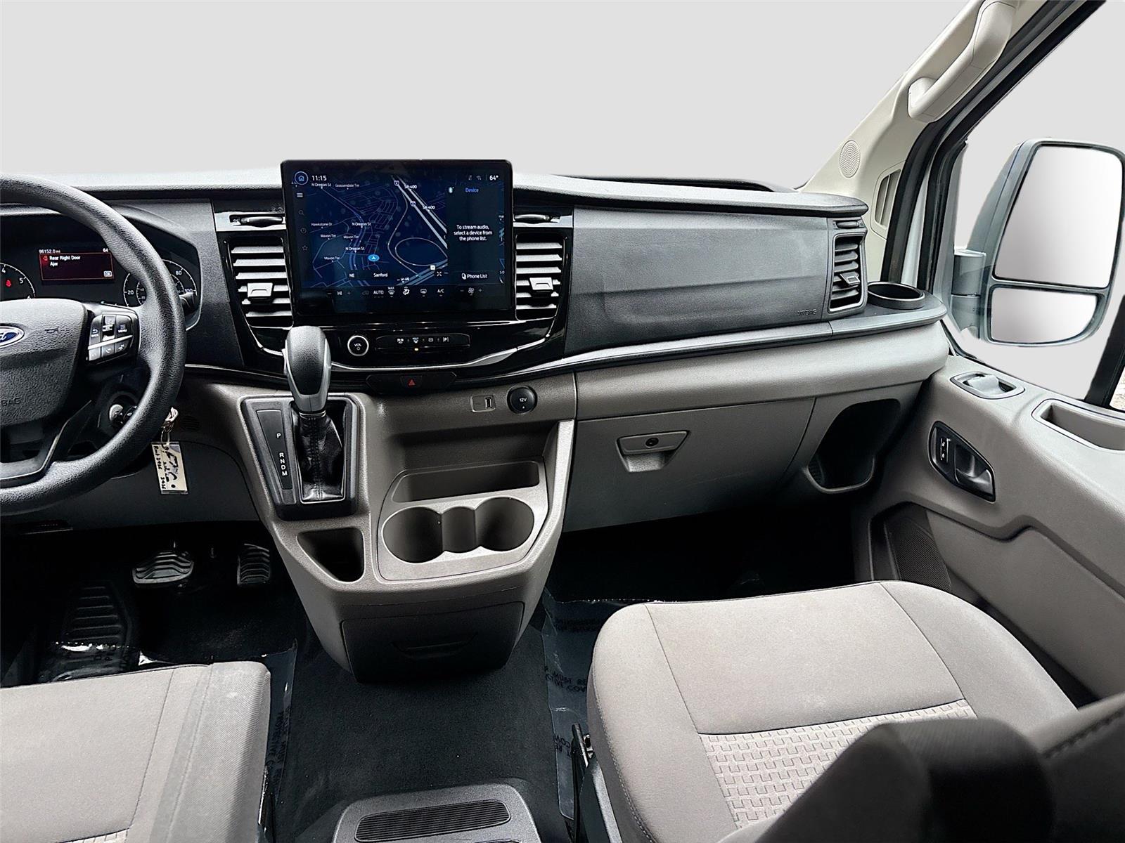 2023 Ford Transit Passenger Wagon XLT