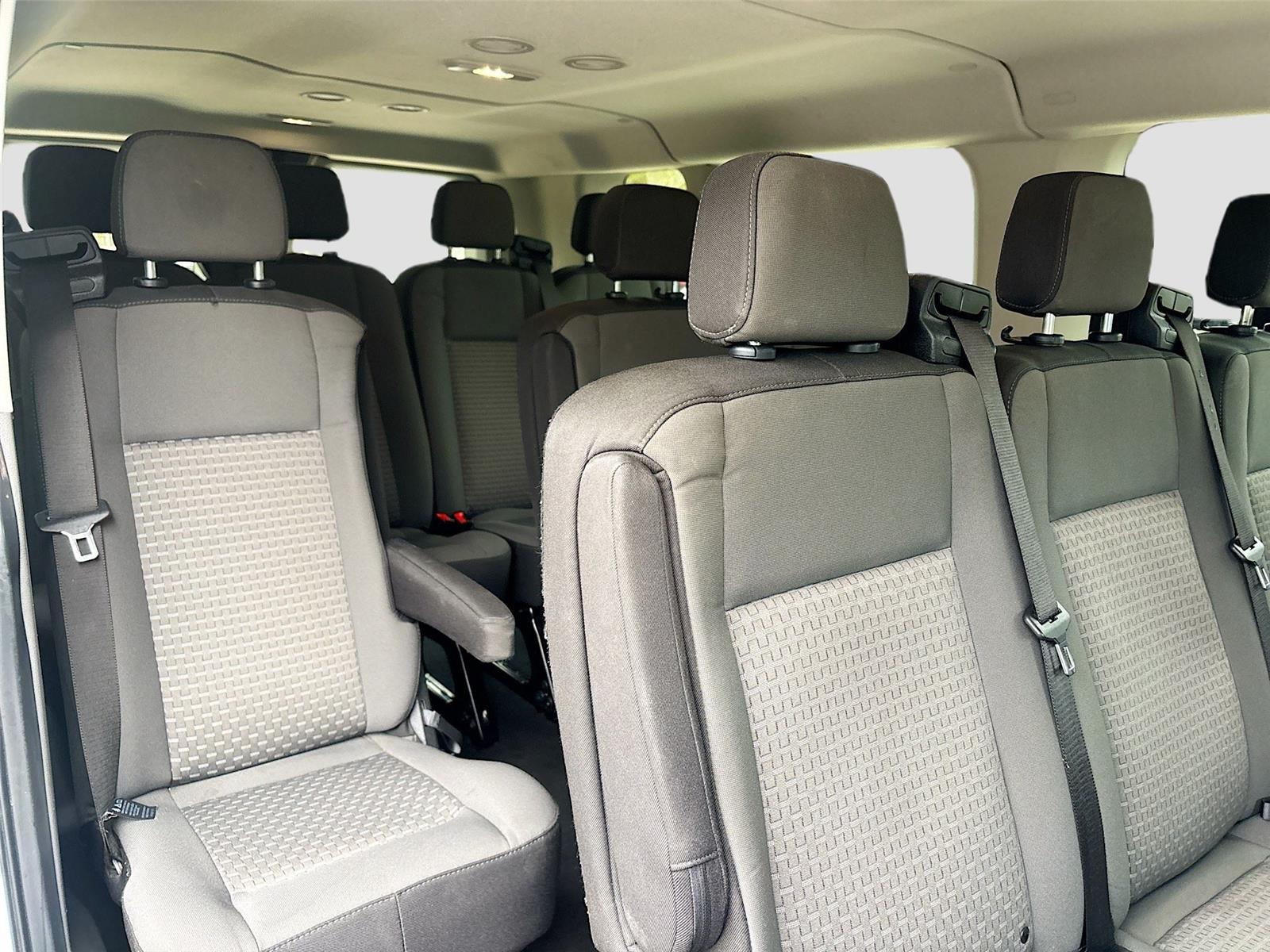 2023 Ford Transit Passenger Wagon XLT