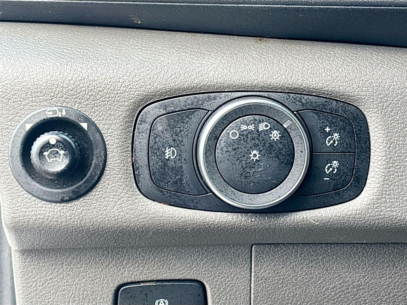 2024 Ford Transit Passenger Wagon XLT