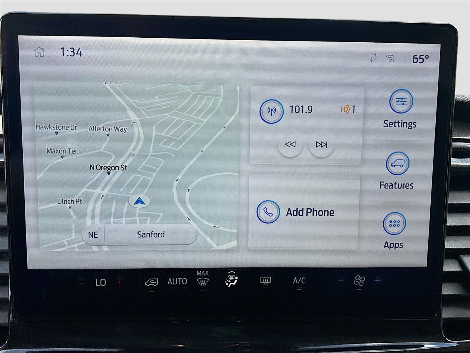 2024 Ford Transit Passenger Wagon XLT