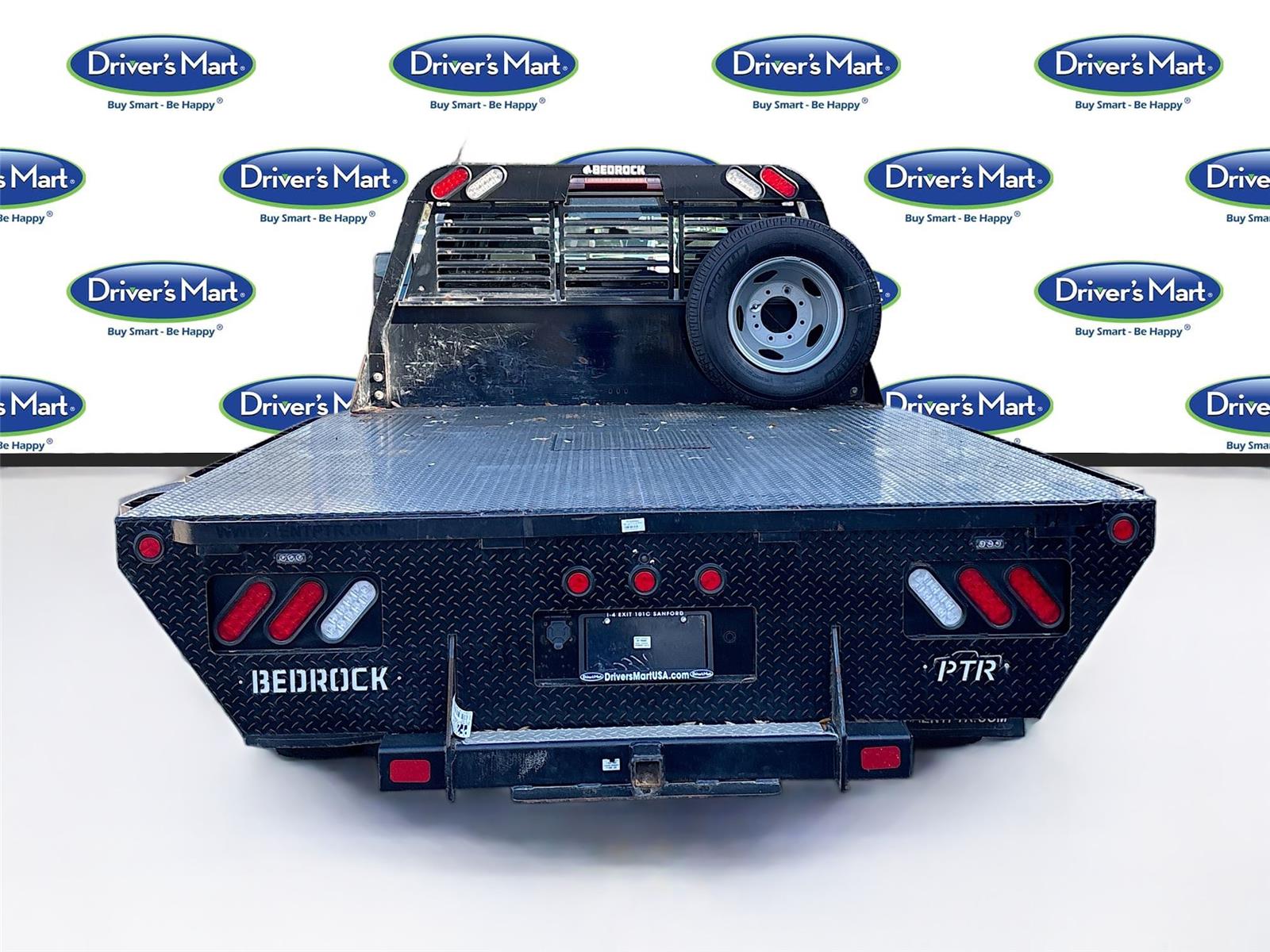 2023 Chevrolet Silverado 3500HD CC Work Truck