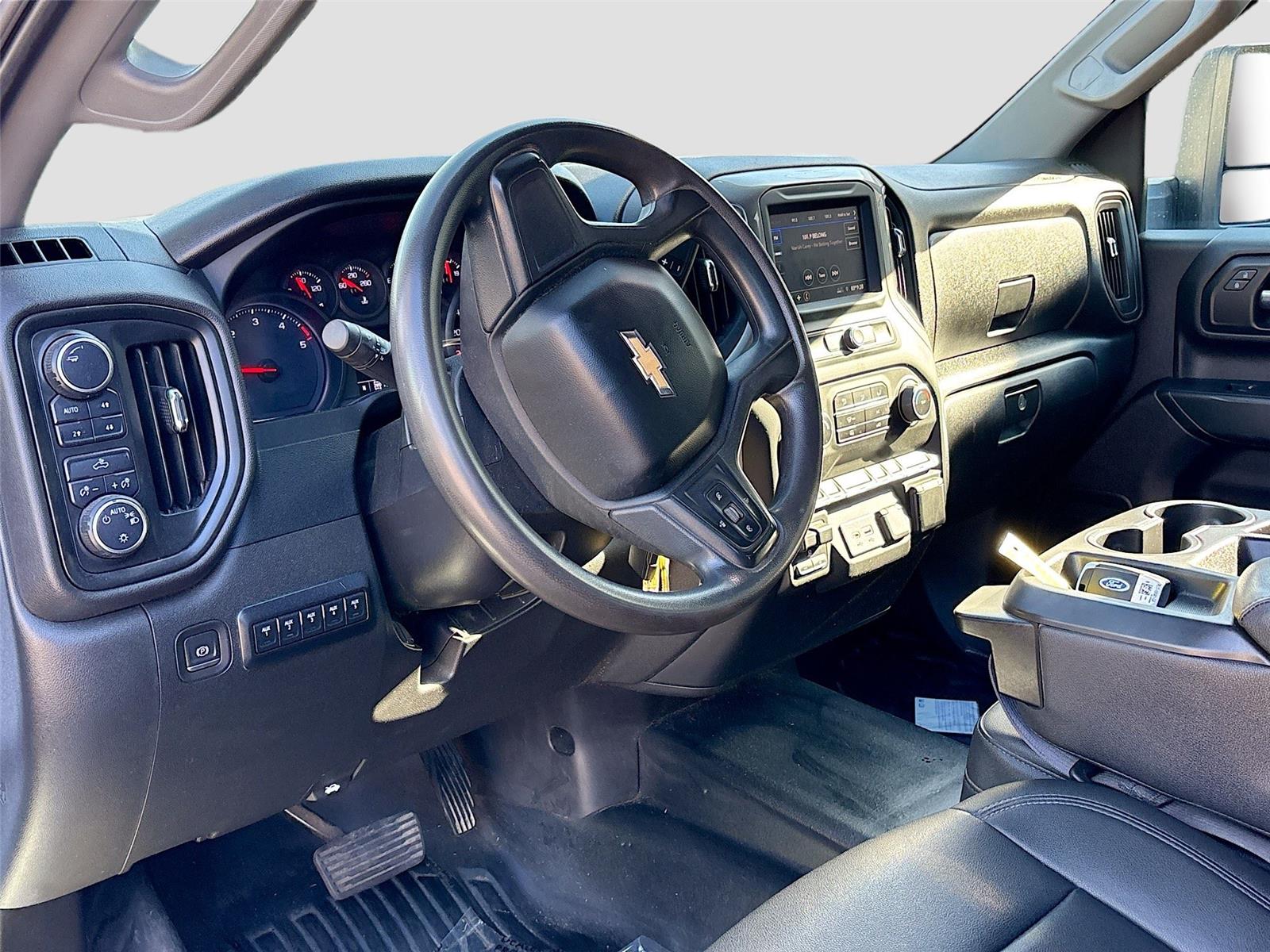 2023 Chevrolet Silverado 3500HD CC Work Truck