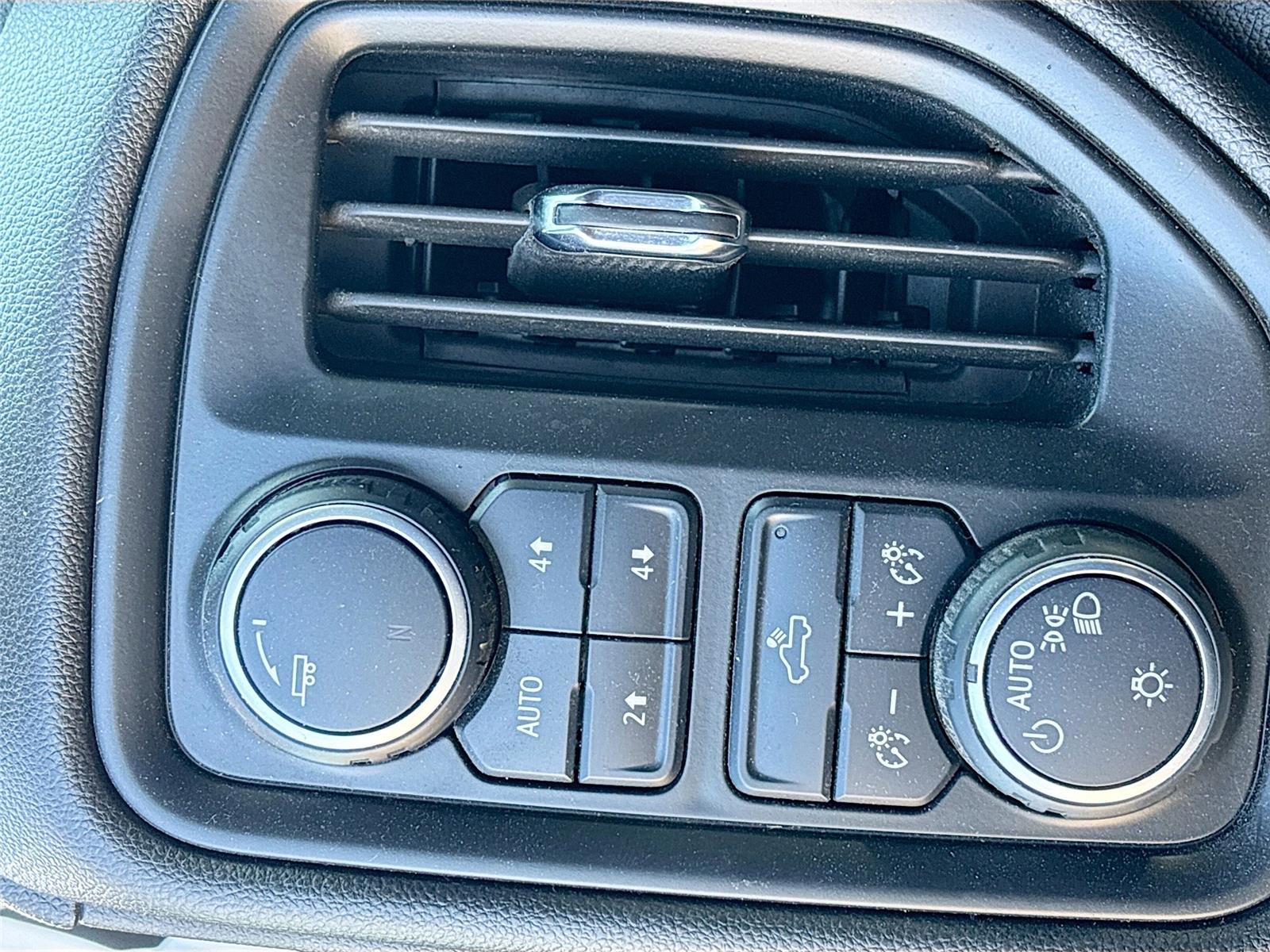 2023 Chevrolet Silverado 3500HD CC Work Truck