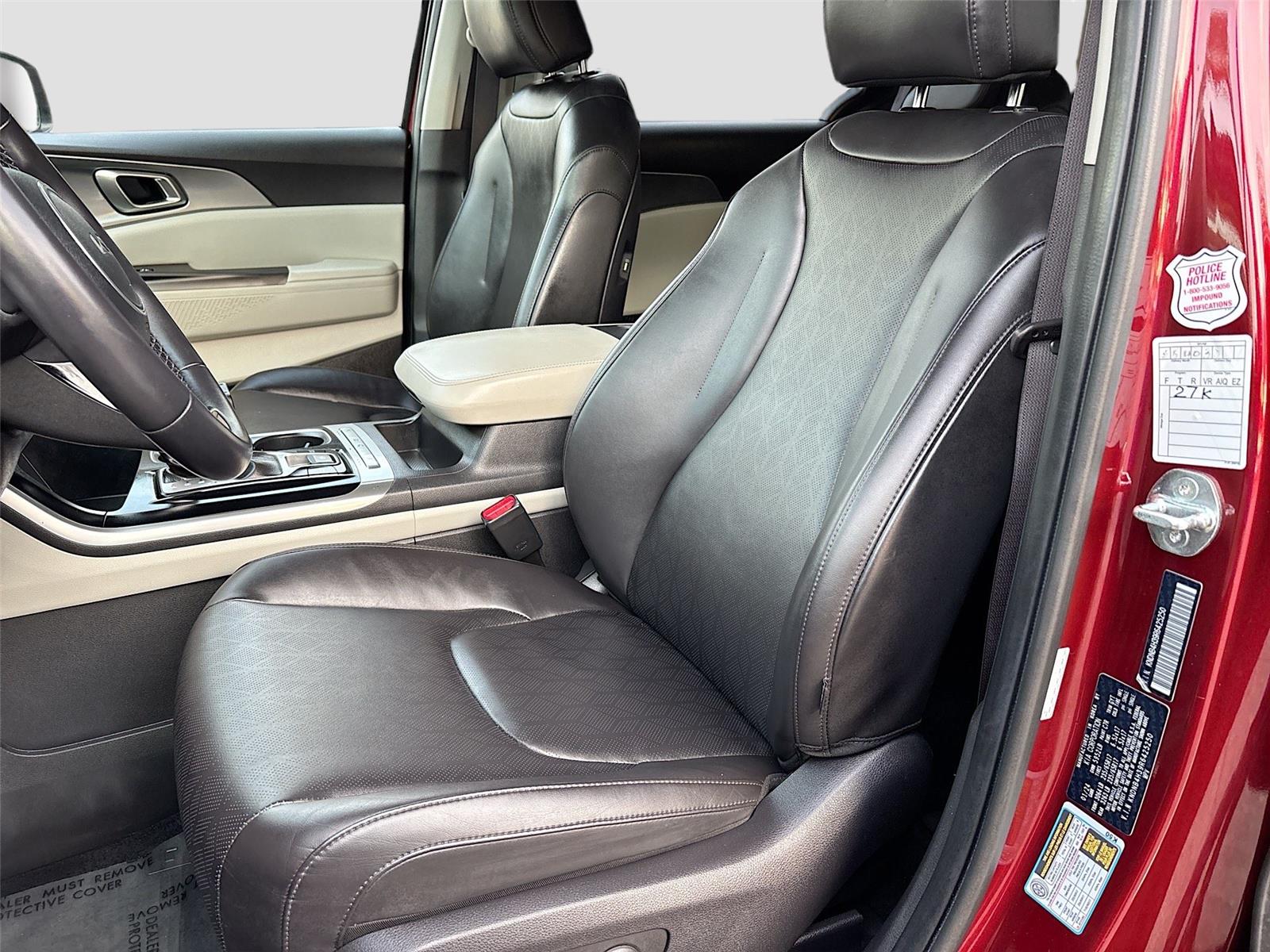 2024 Kia Carnival LX