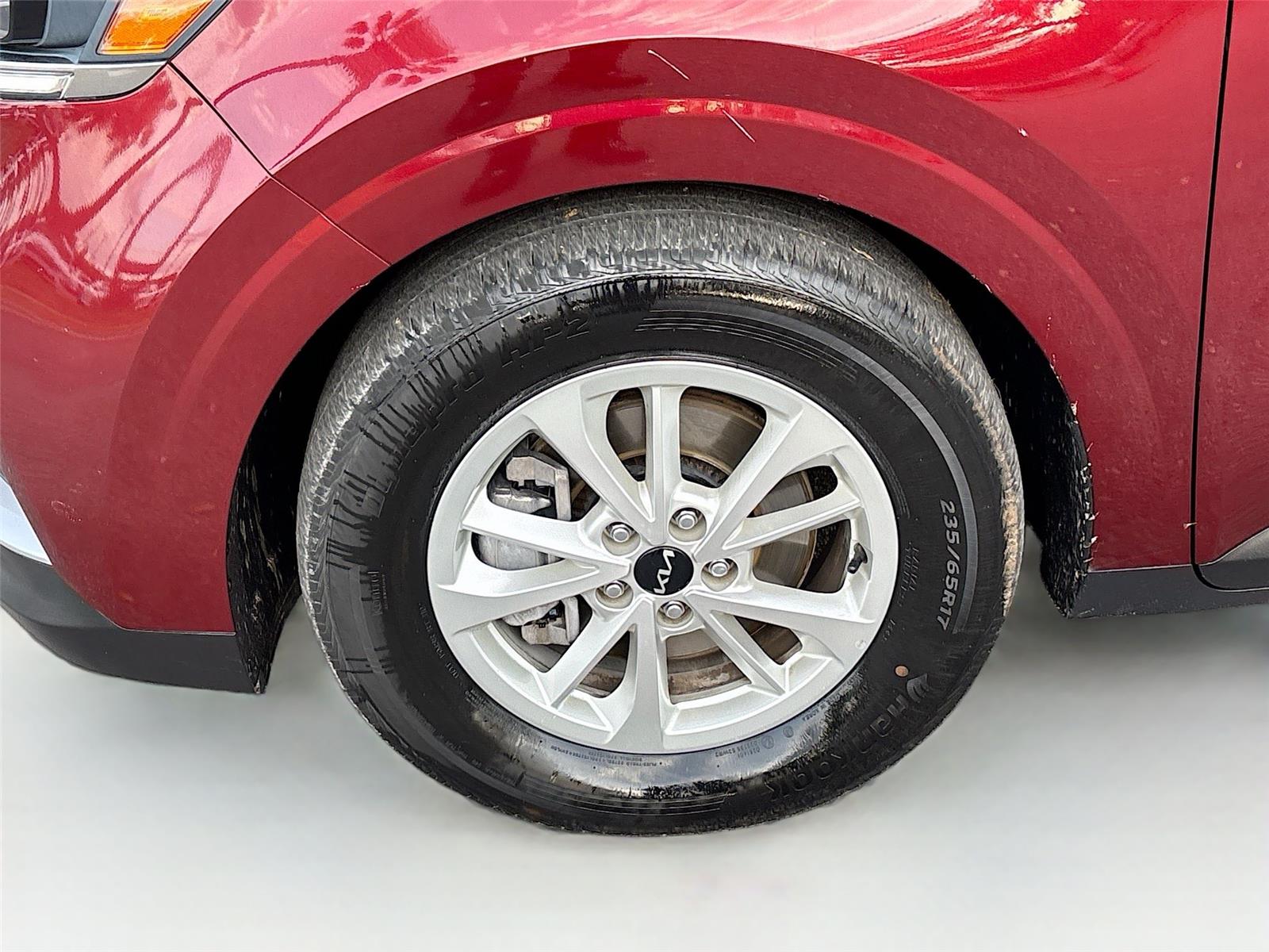 2024 Kia Carnival LX