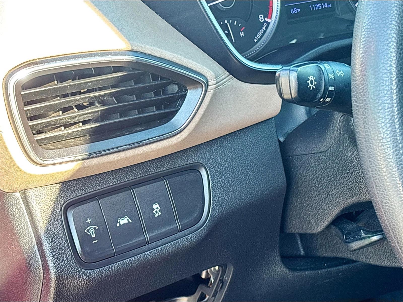 2020 Hyundai Santa Fe SE