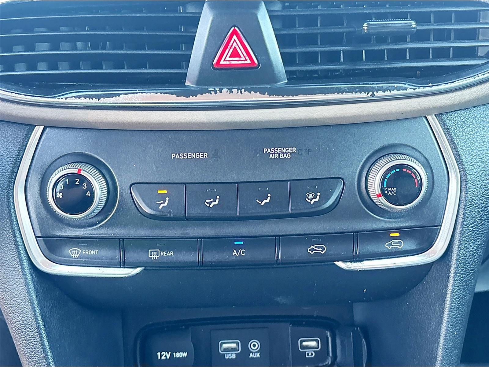 2020 Hyundai Santa Fe SE