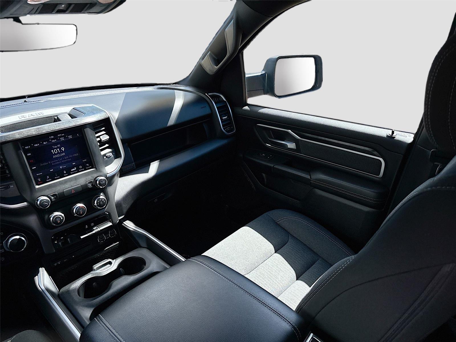 2019 RAM 1500 BIG HORN/L