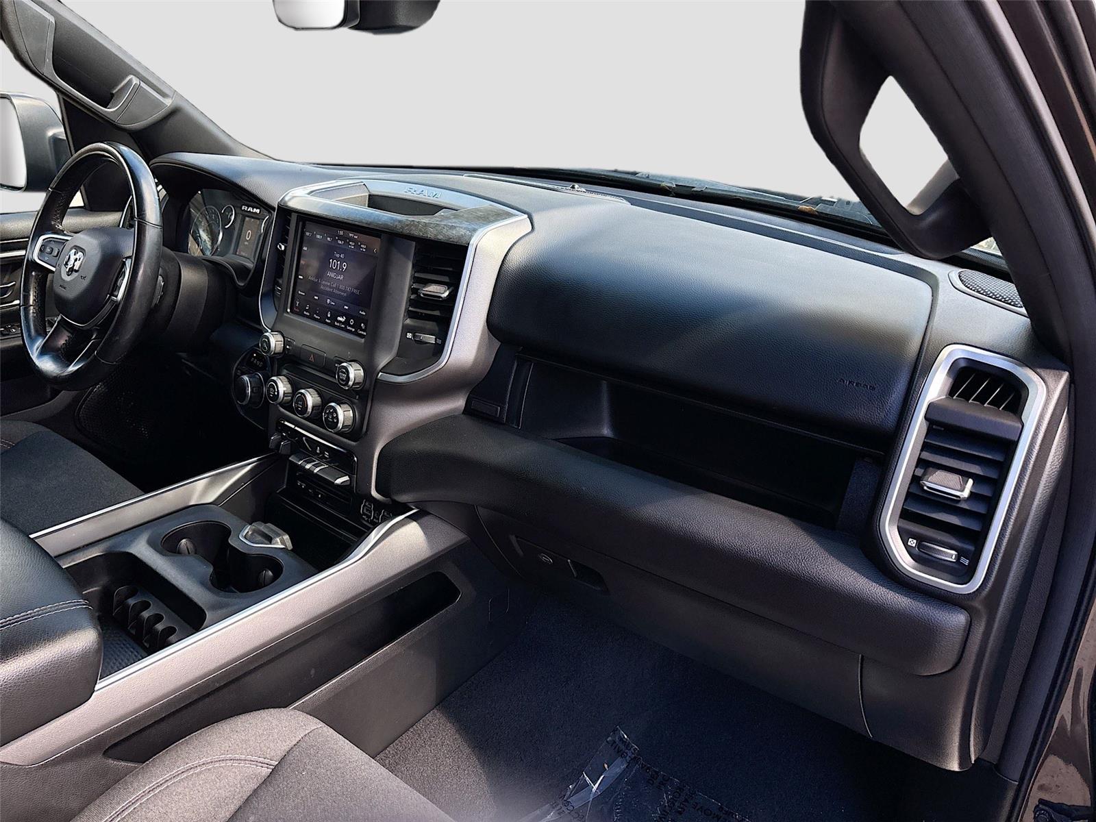 2019 RAM 1500 BIG HORN/L