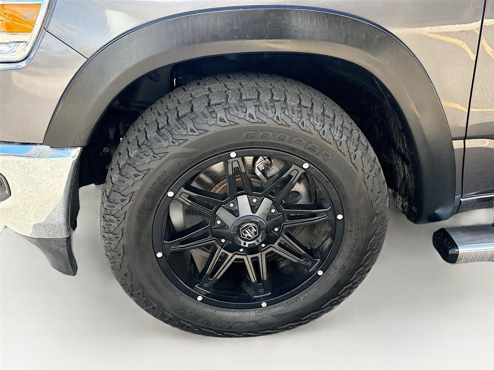 2019 RAM 1500 BIG HORN/L