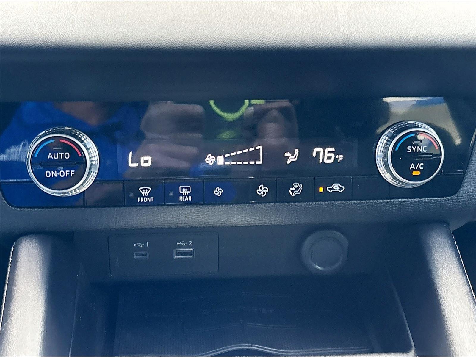 2024 MITSUBISHI OUTLANDER ES