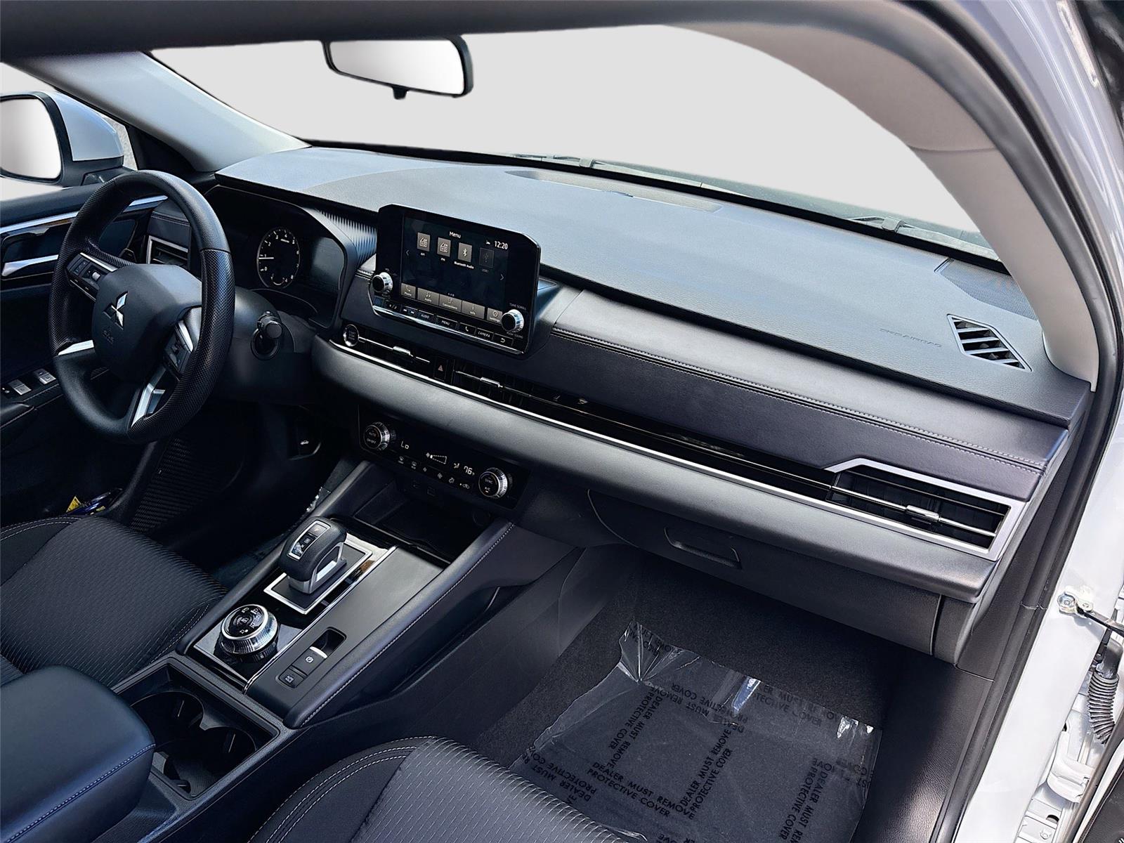 2024 MITSUBISHI OUTLANDER ES