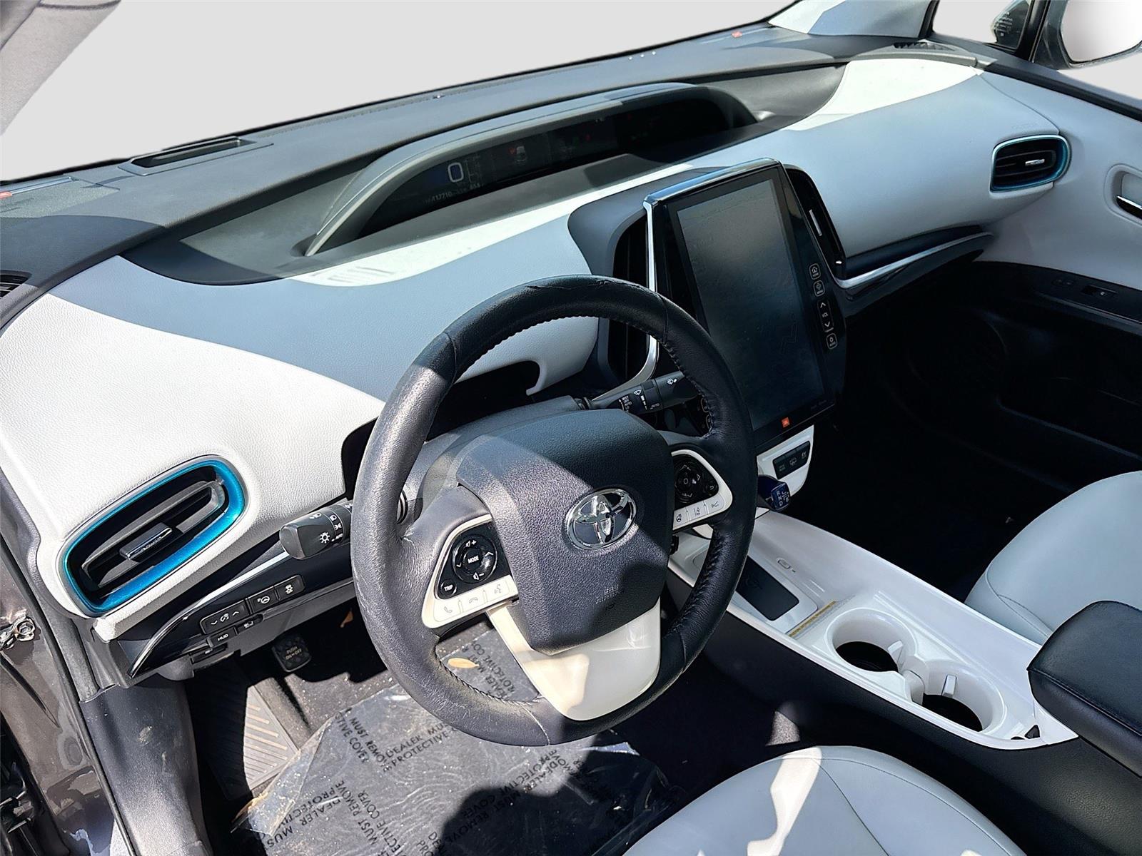 2017 TOYOTA PRIUS PRIME