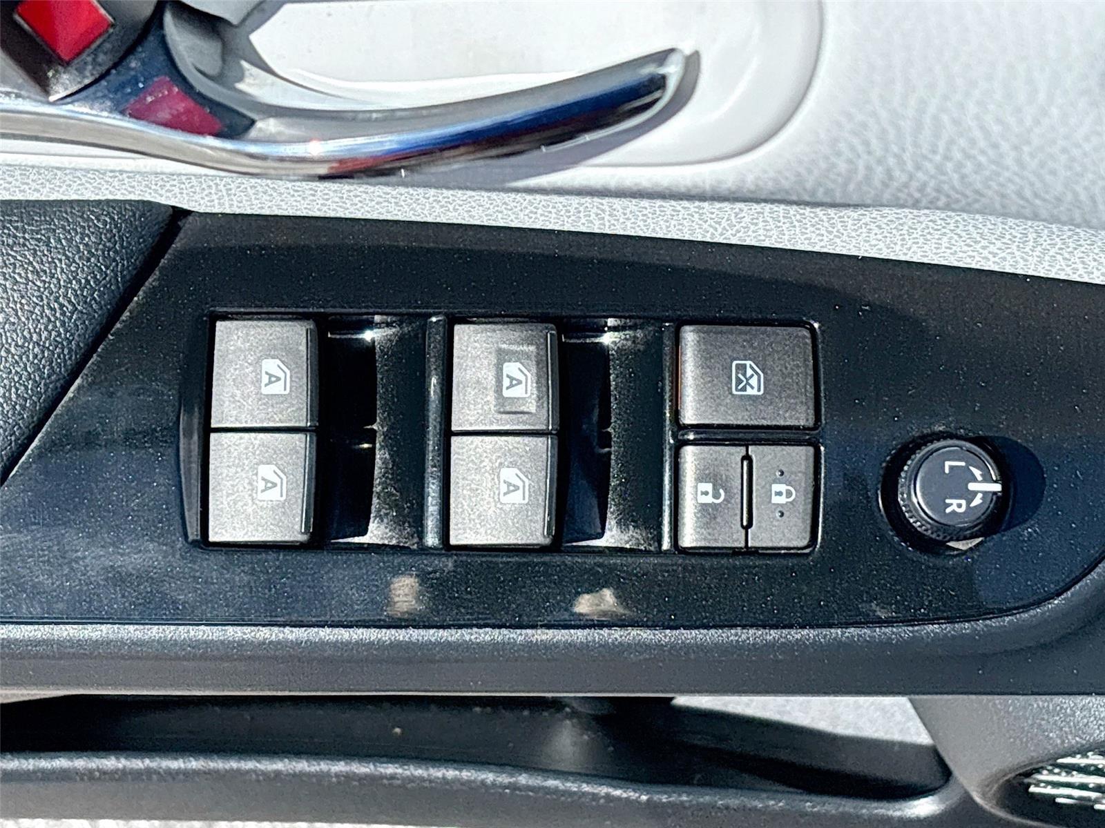 2017 TOYOTA PRIUS PRIME