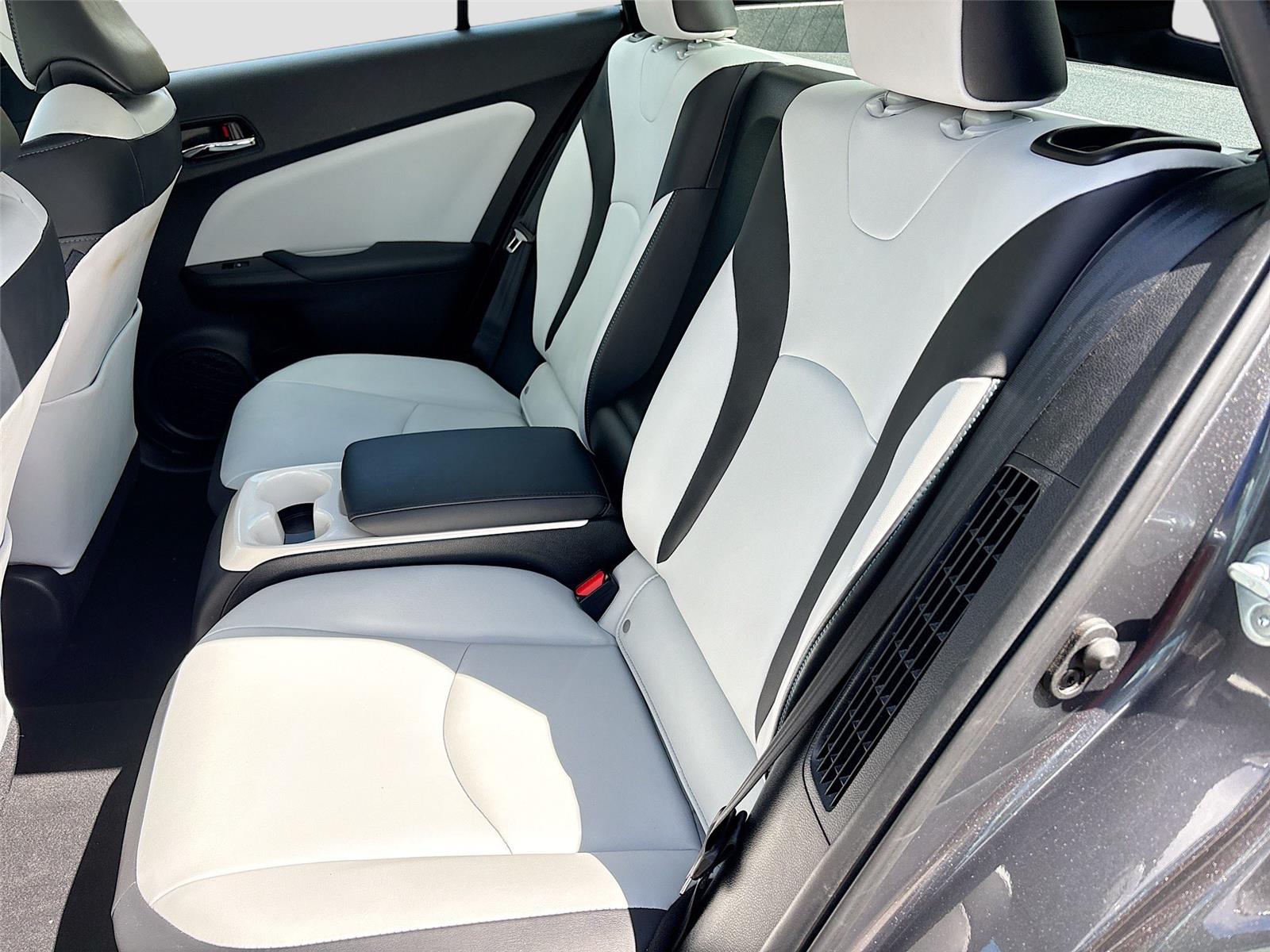 2017 TOYOTA PRIUS PRIME