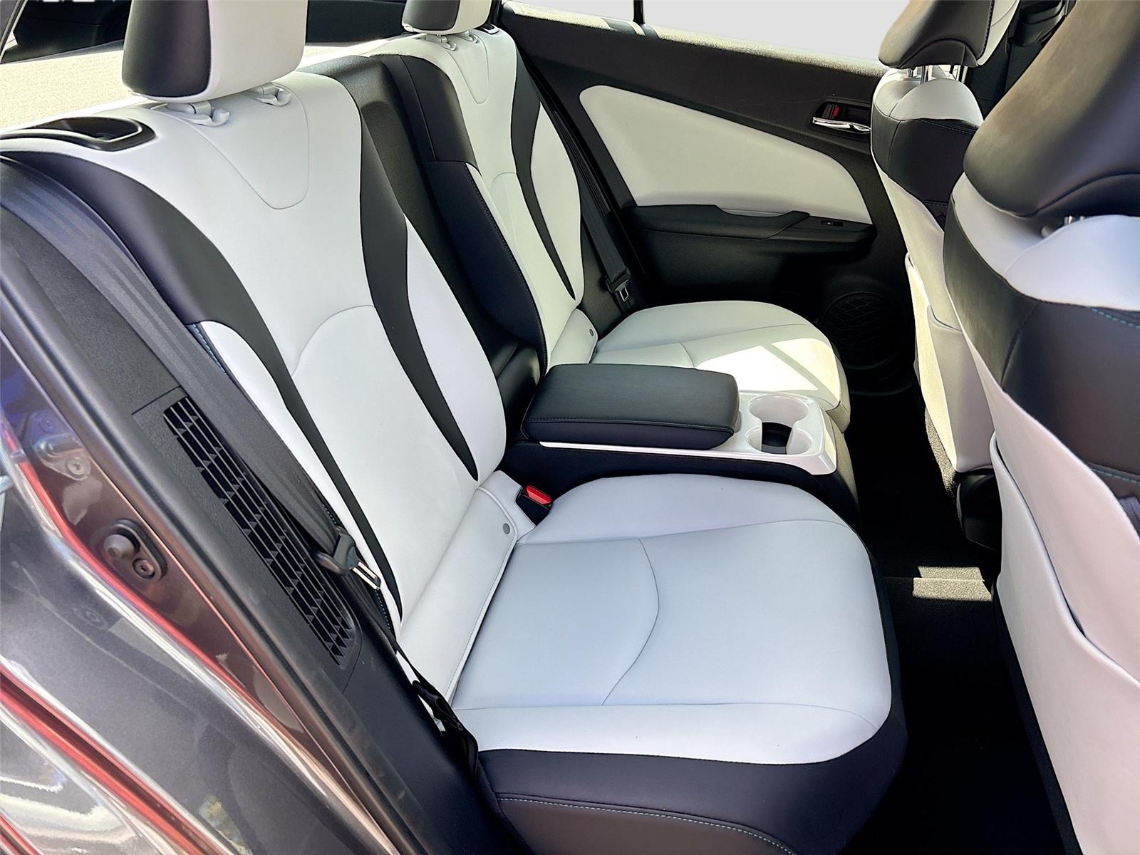 2017 TOYOTA PRIUS PRIME