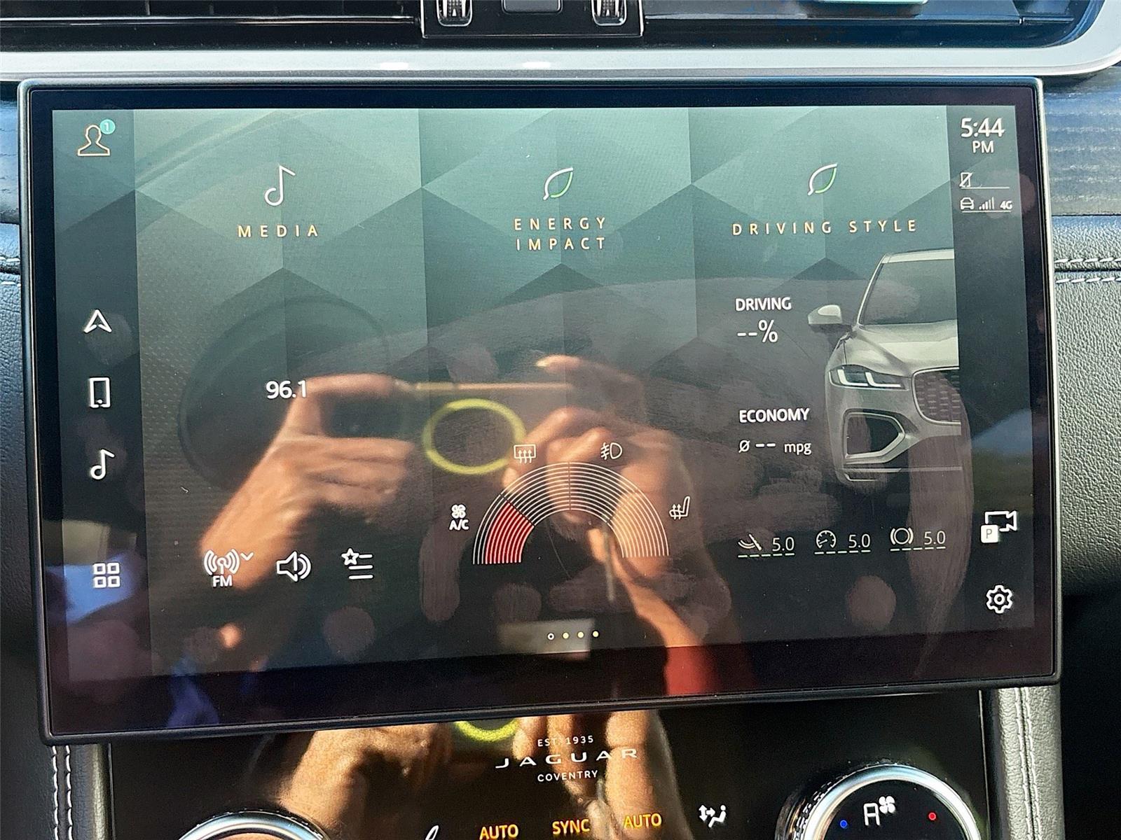 2023 Jaguar F-PACE R-Dynamic S