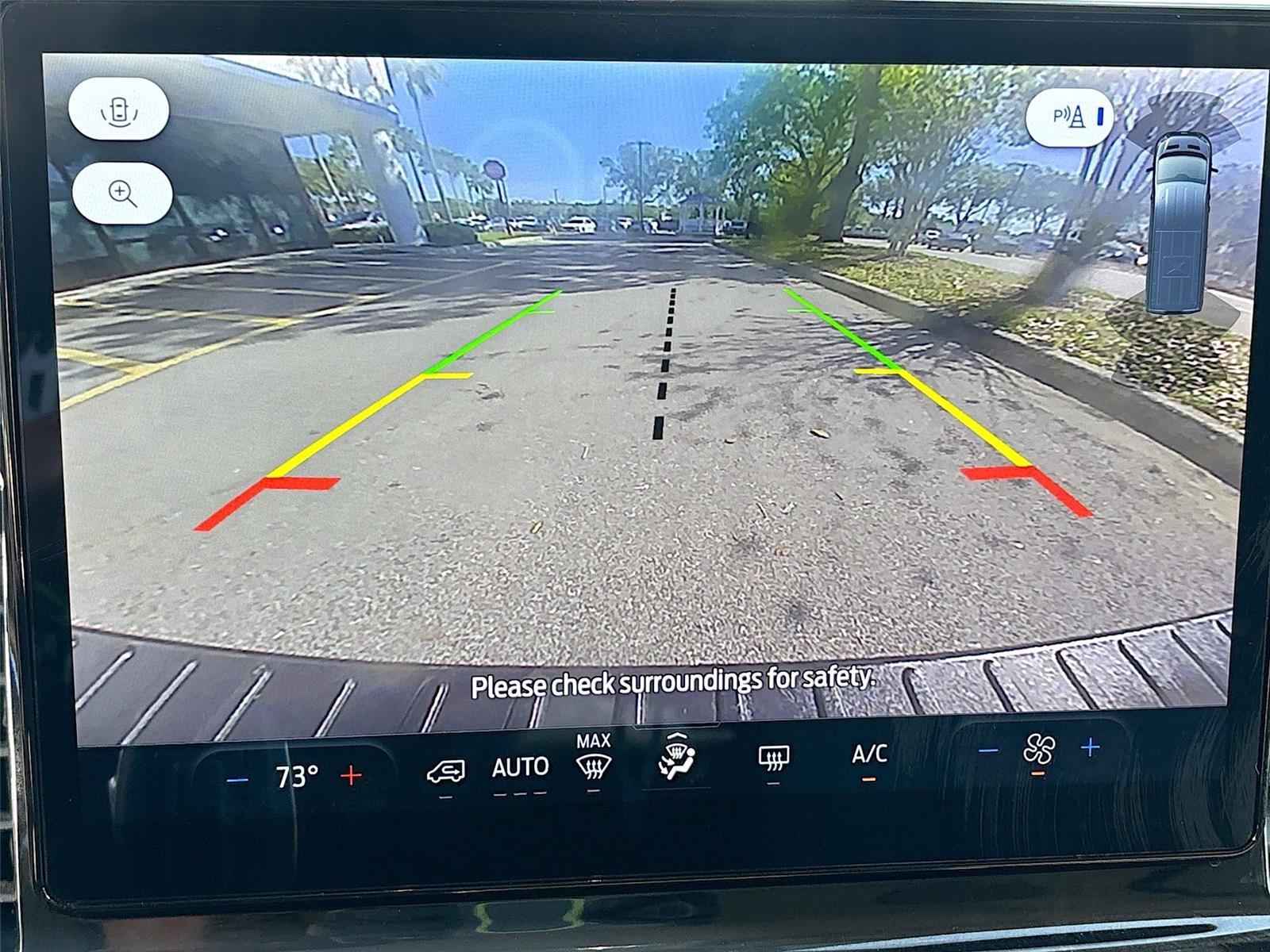 2024 Ford Transit Passenger Wagon XLT