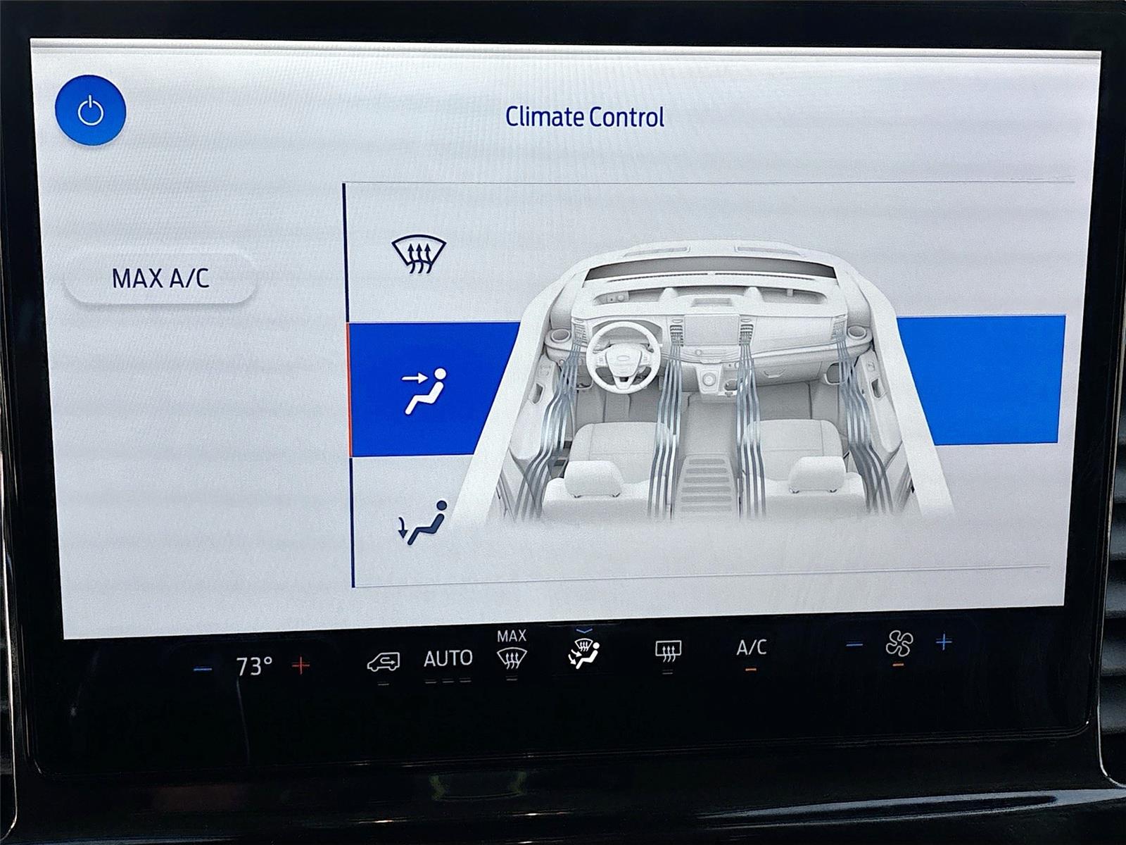 2024 Ford Transit Passenger Wagon XLT