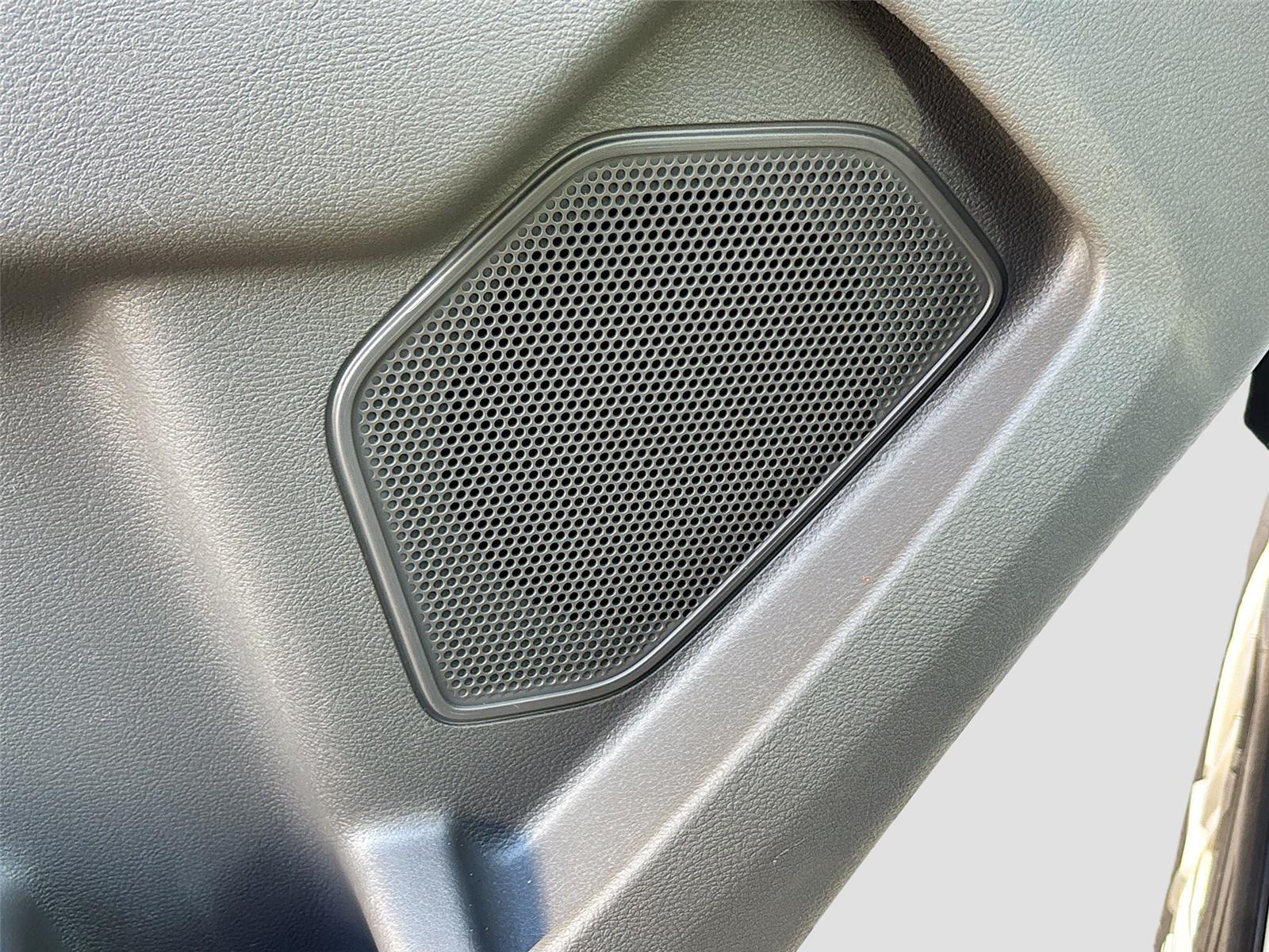 2023 Ford Transit Passenger Wagon XLT